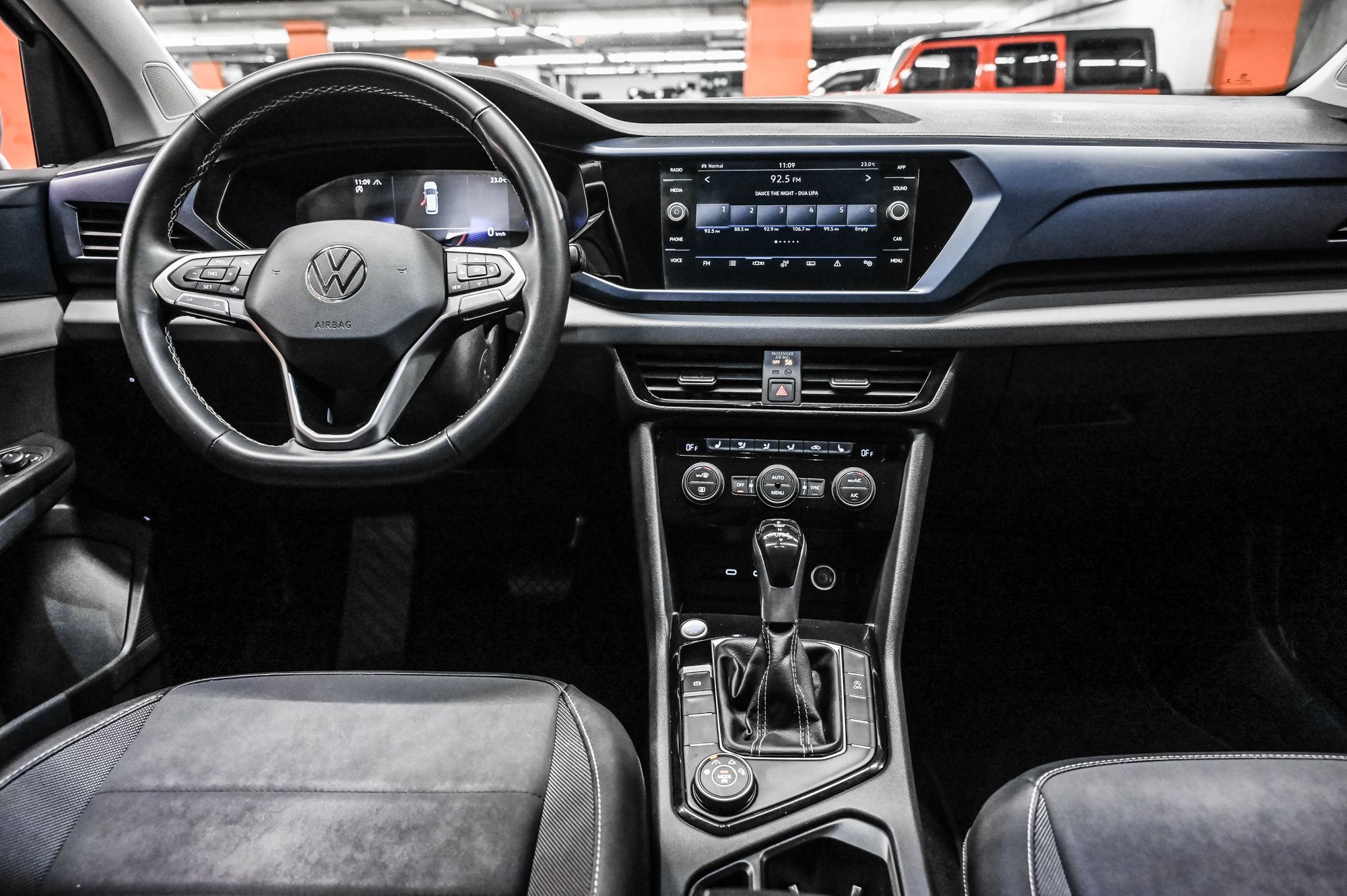 Volkswagen Taos  2022 à Dorval, Québec
