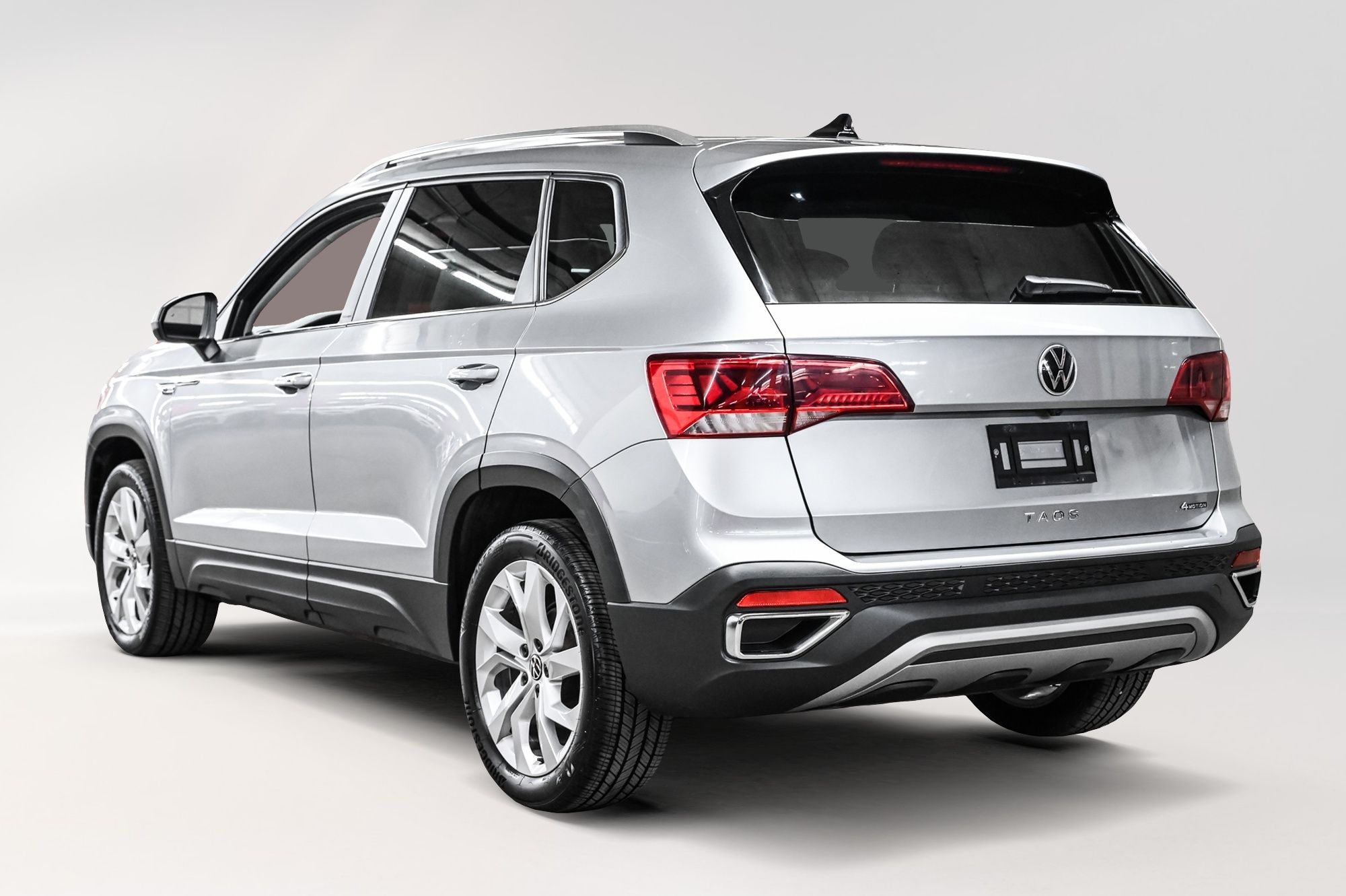 Volkswagen Taos  2022 à Dorval, Québec