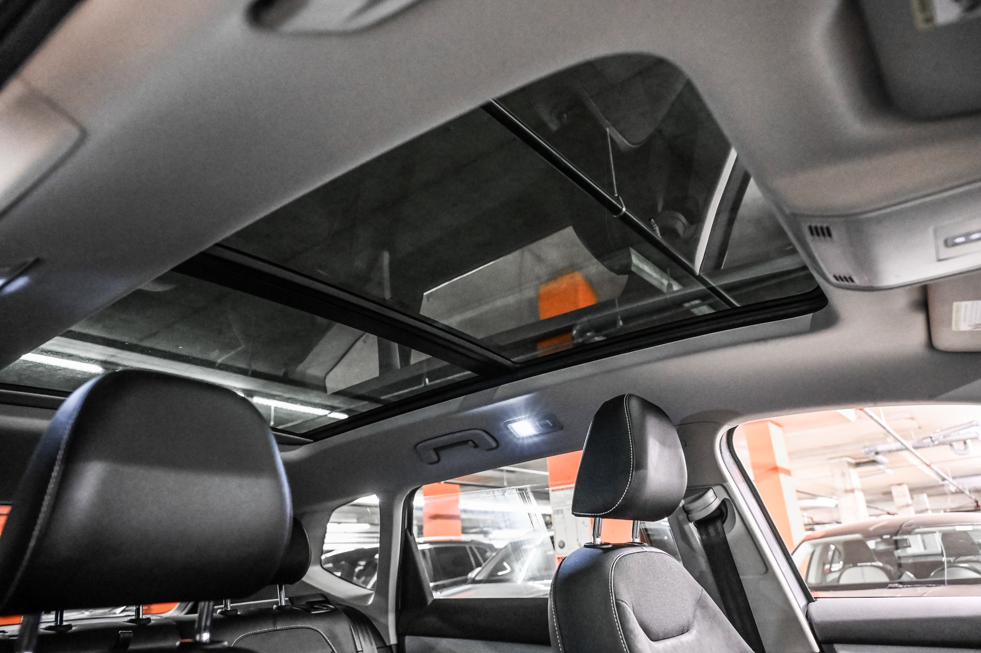 Volkswagen Taos  2022 à Dorval, Québec