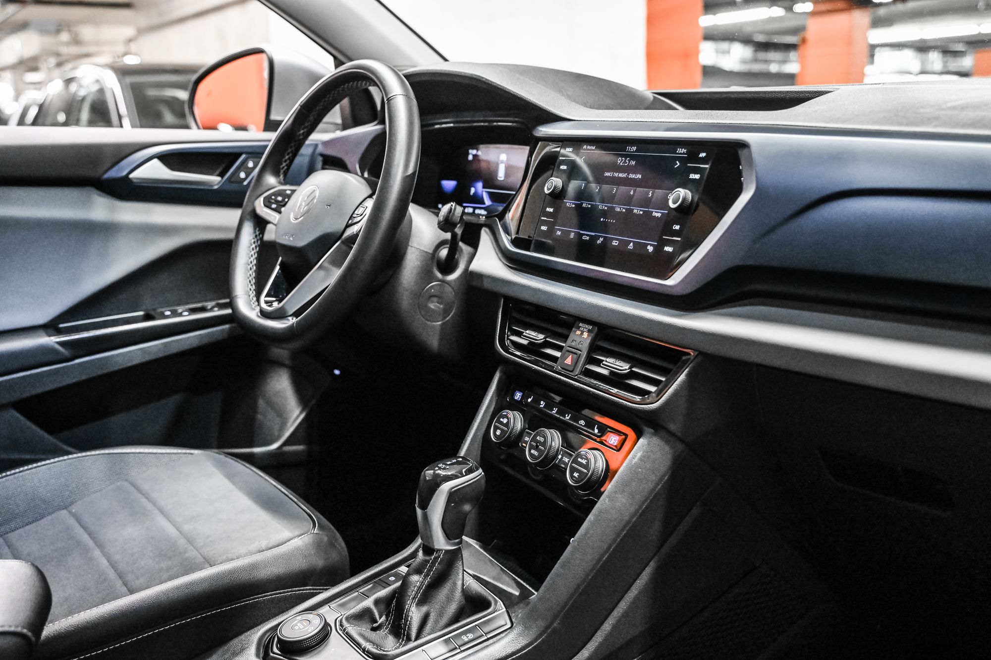Volkswagen Taos  2022 à Dorval, Québec