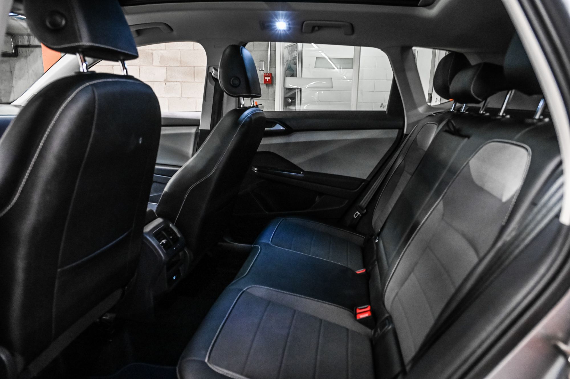 Volkswagen Taos  2022 à Dorval, Québec