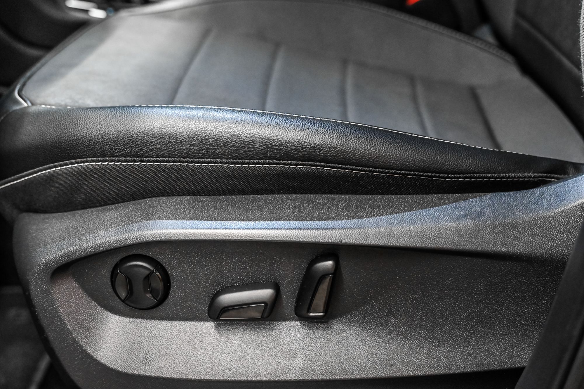 Volkswagen Taos  2022 à Dorval, Québec
