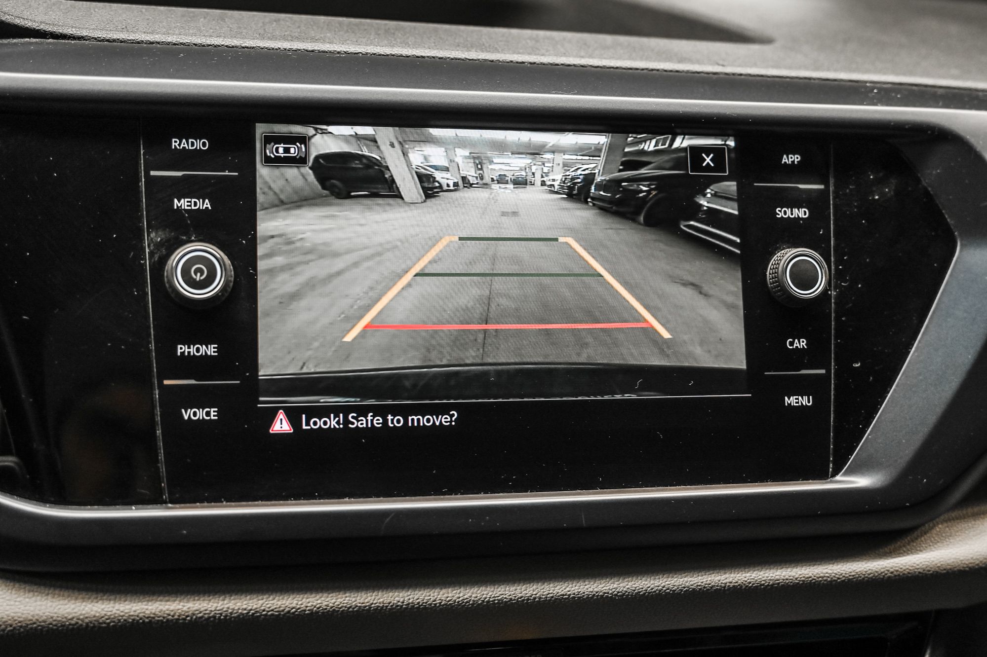 Volkswagen Taos  2022 à Dorval, Québec