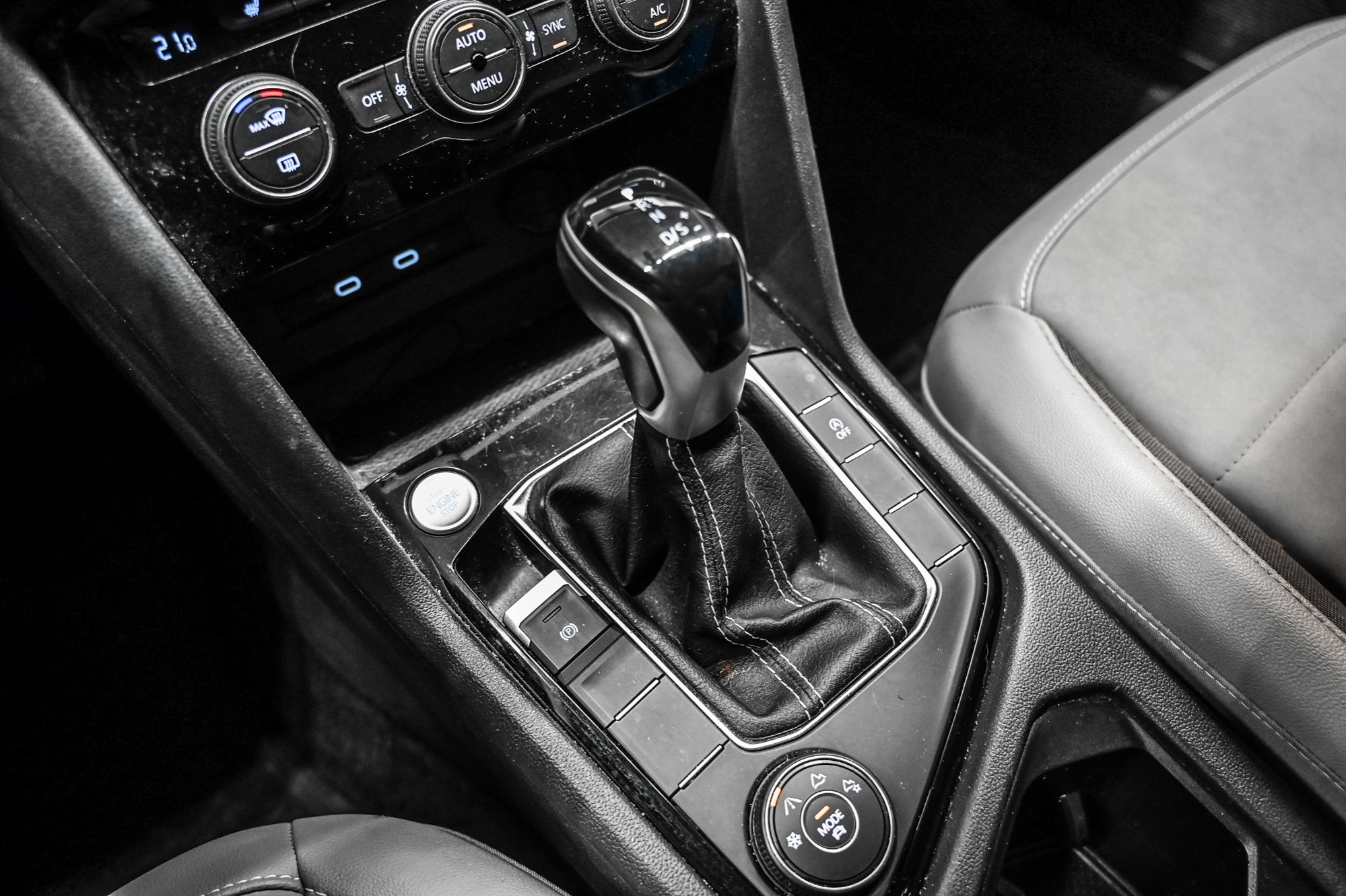 Volkswagen Taos  2022 à Dorval, Québec