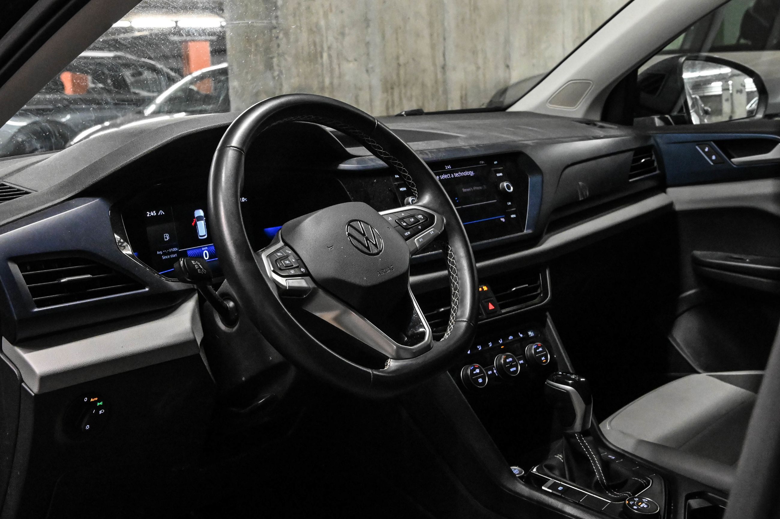 Volkswagen Taos  2022 à Dorval, Québec