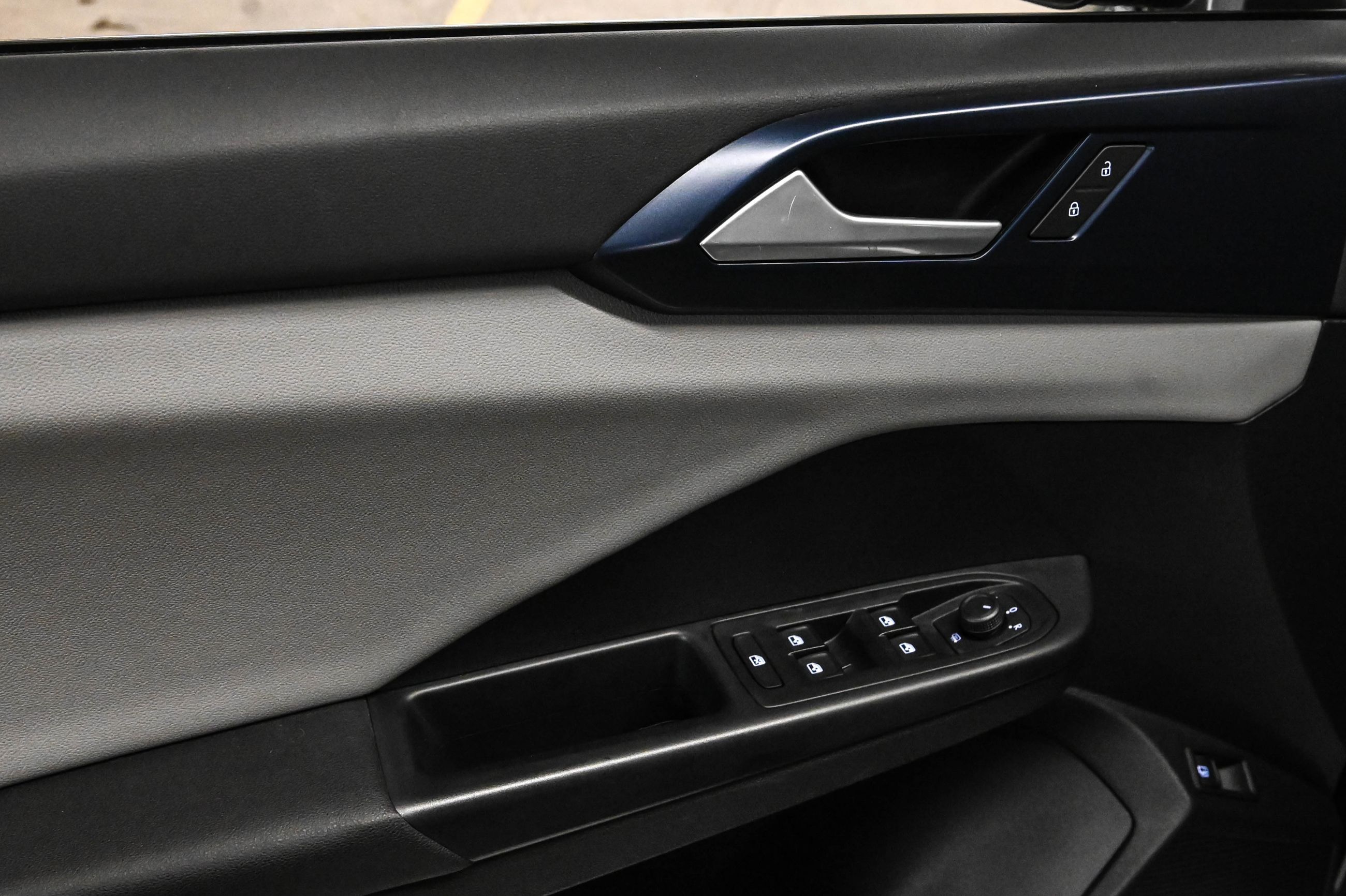 Volkswagen Taos  2022 à Dorval, Québec