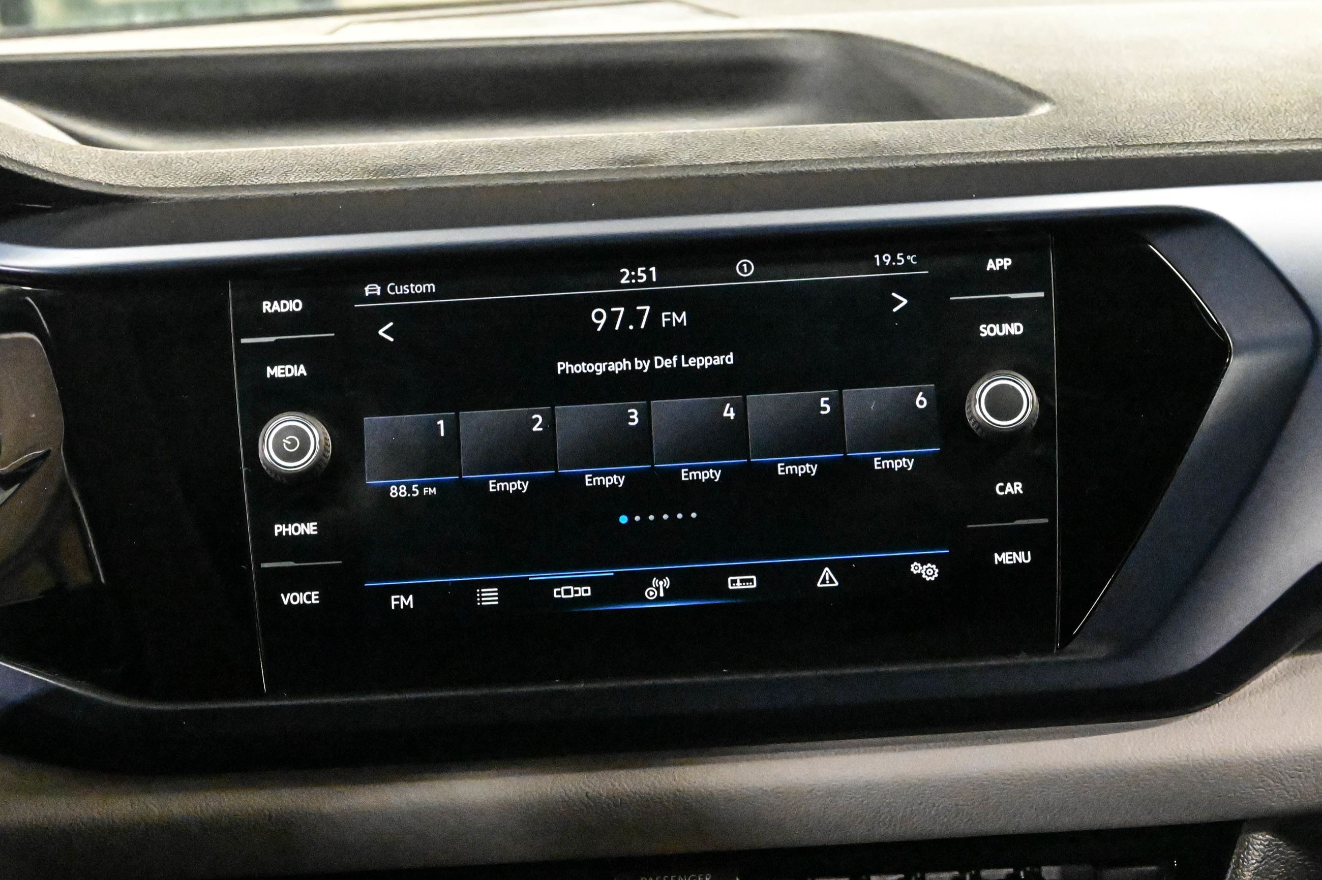 Volkswagen Taos  2022 à Dorval, Québec