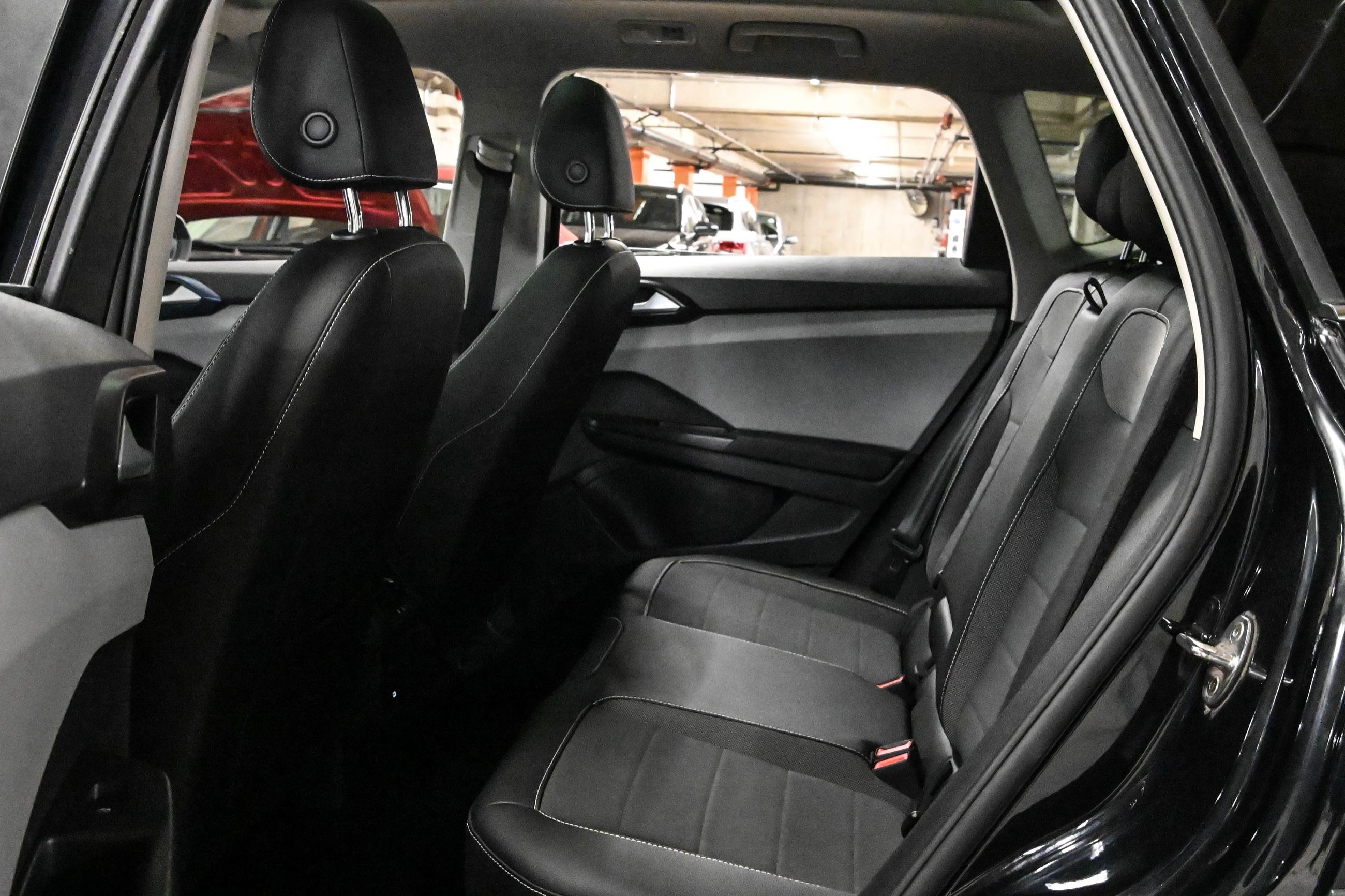 Volkswagen Taos  2022 à Dorval, Québec