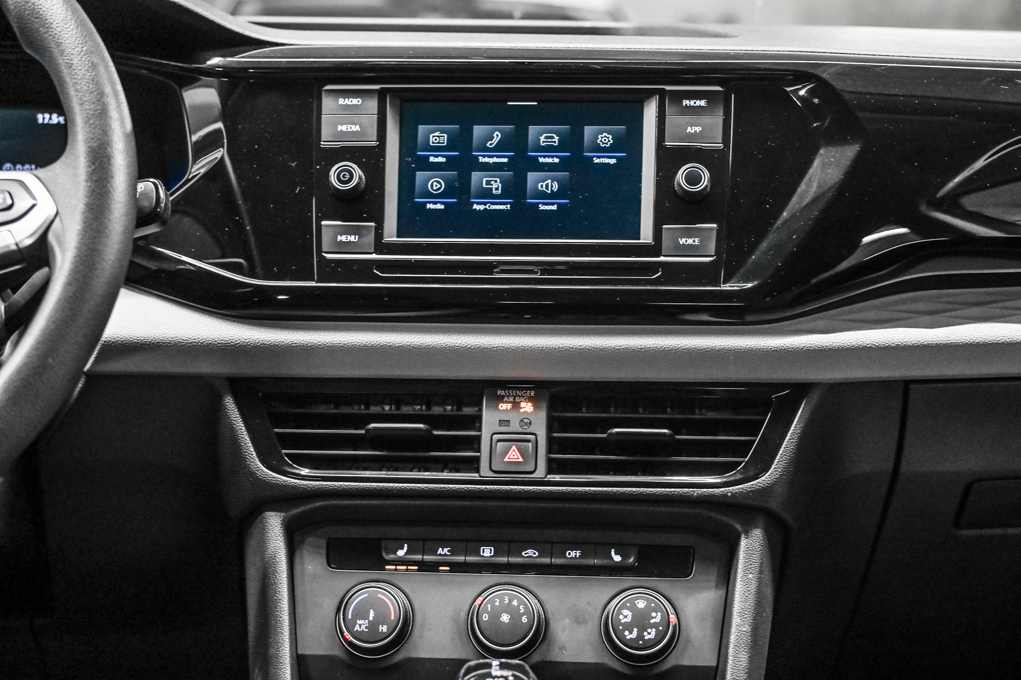 Volkswagen Taos  2022 à Dorval, Québec