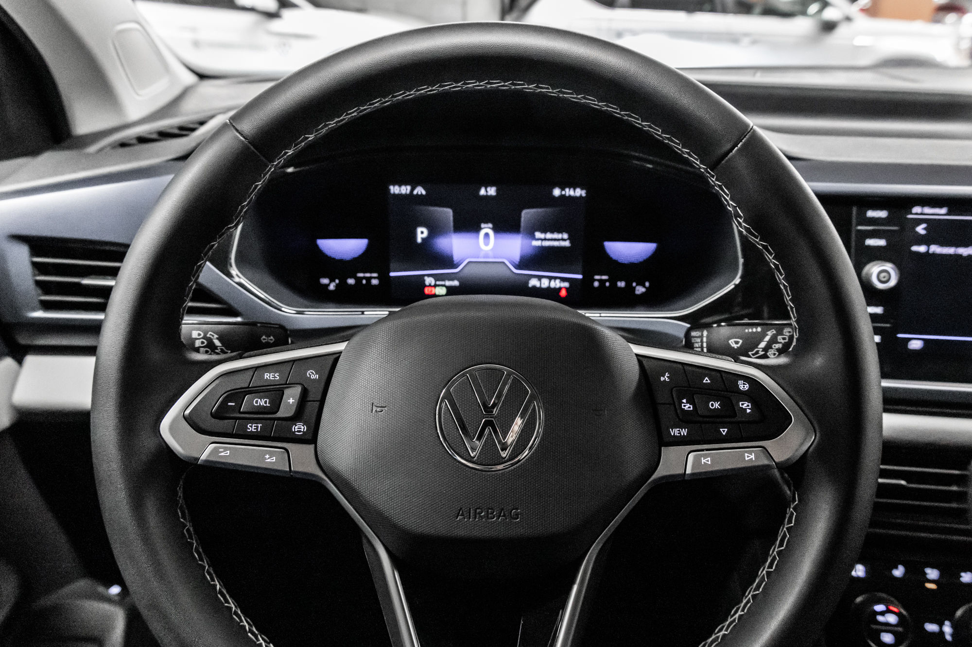 Volkswagen Taos  2023 à Dorval, Québec
