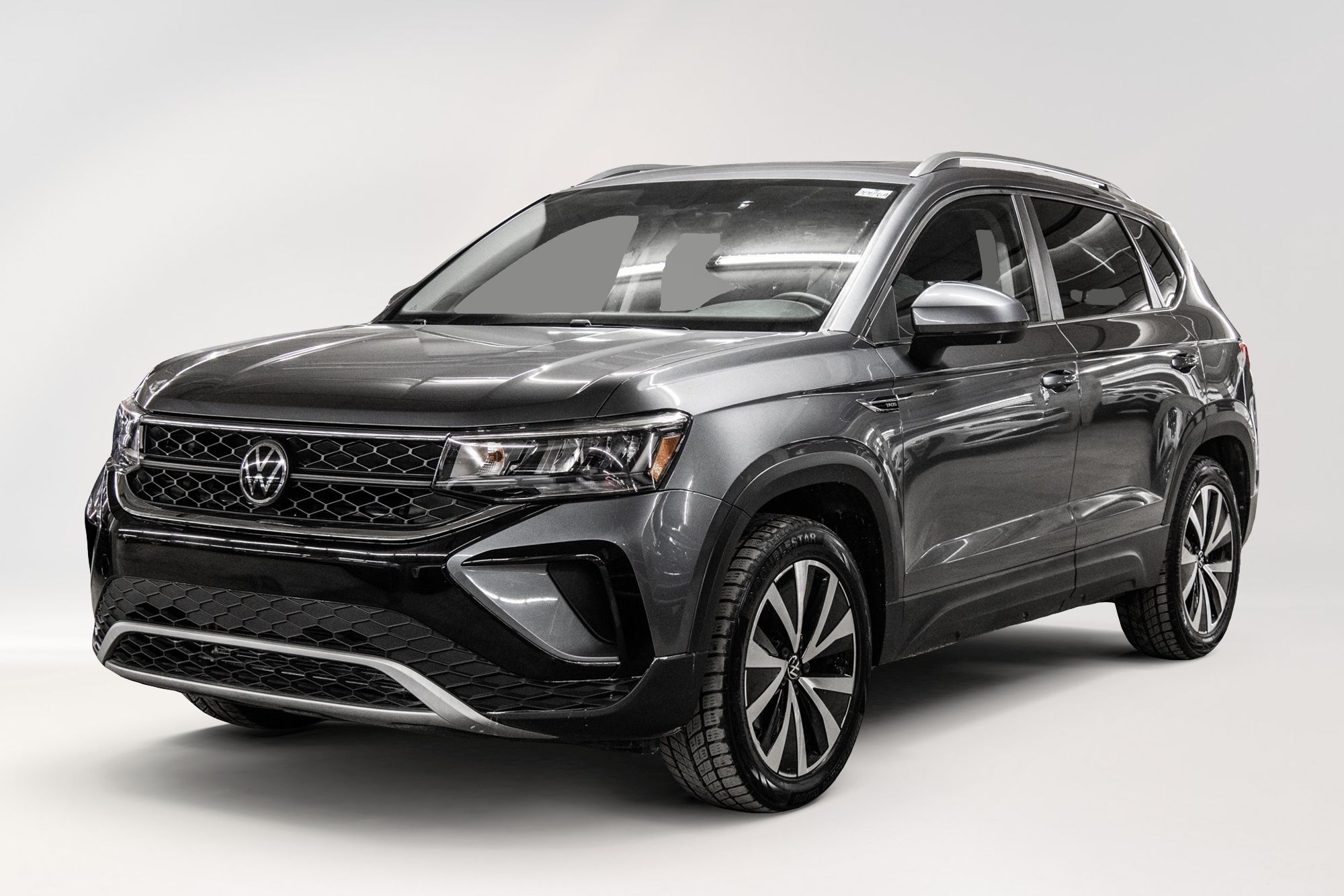 Volkswagen Taos  2023 à Dorval, Québec