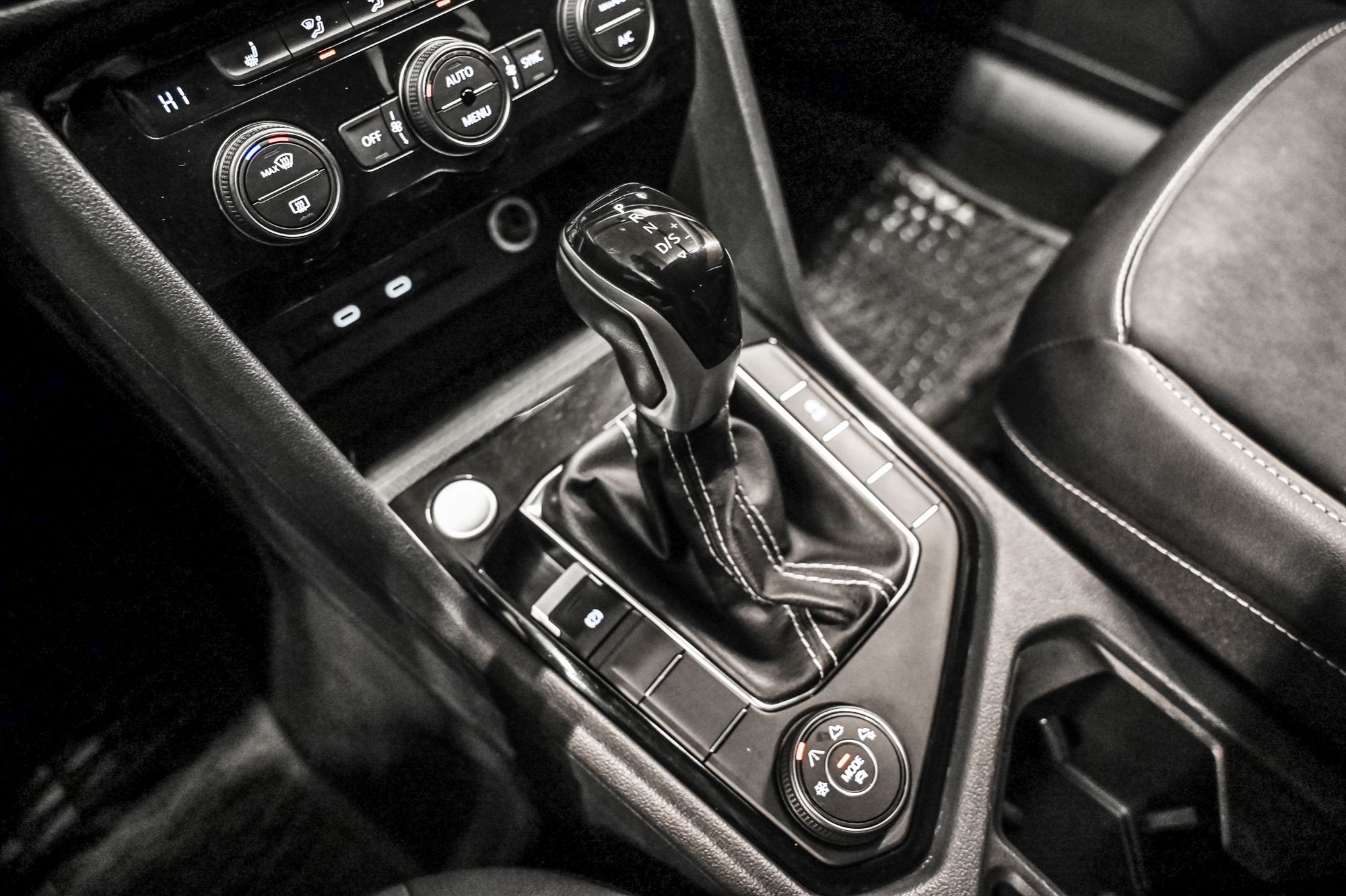 2023 Volkswagen Taos