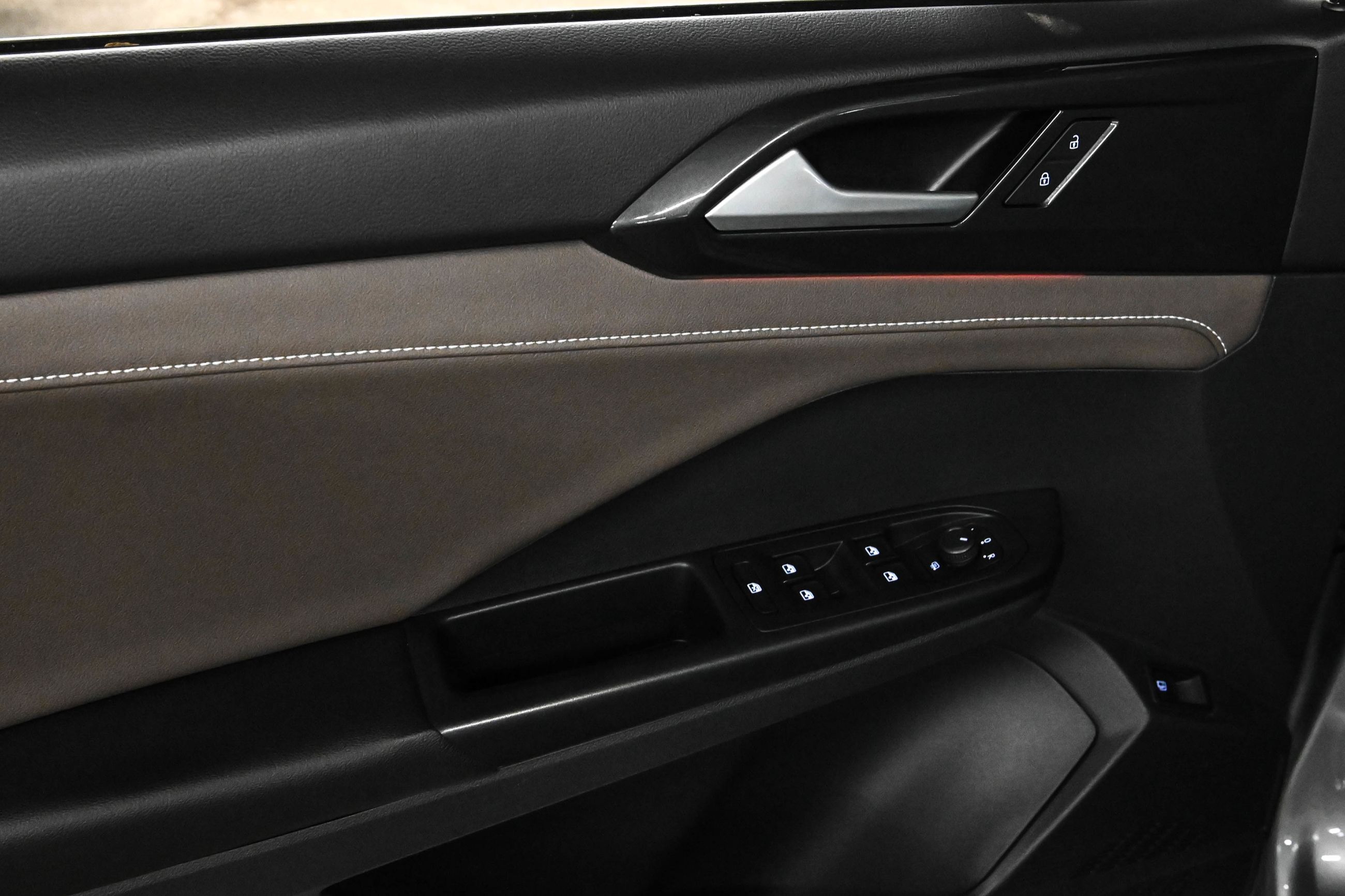 2023 Volkswagen Taos