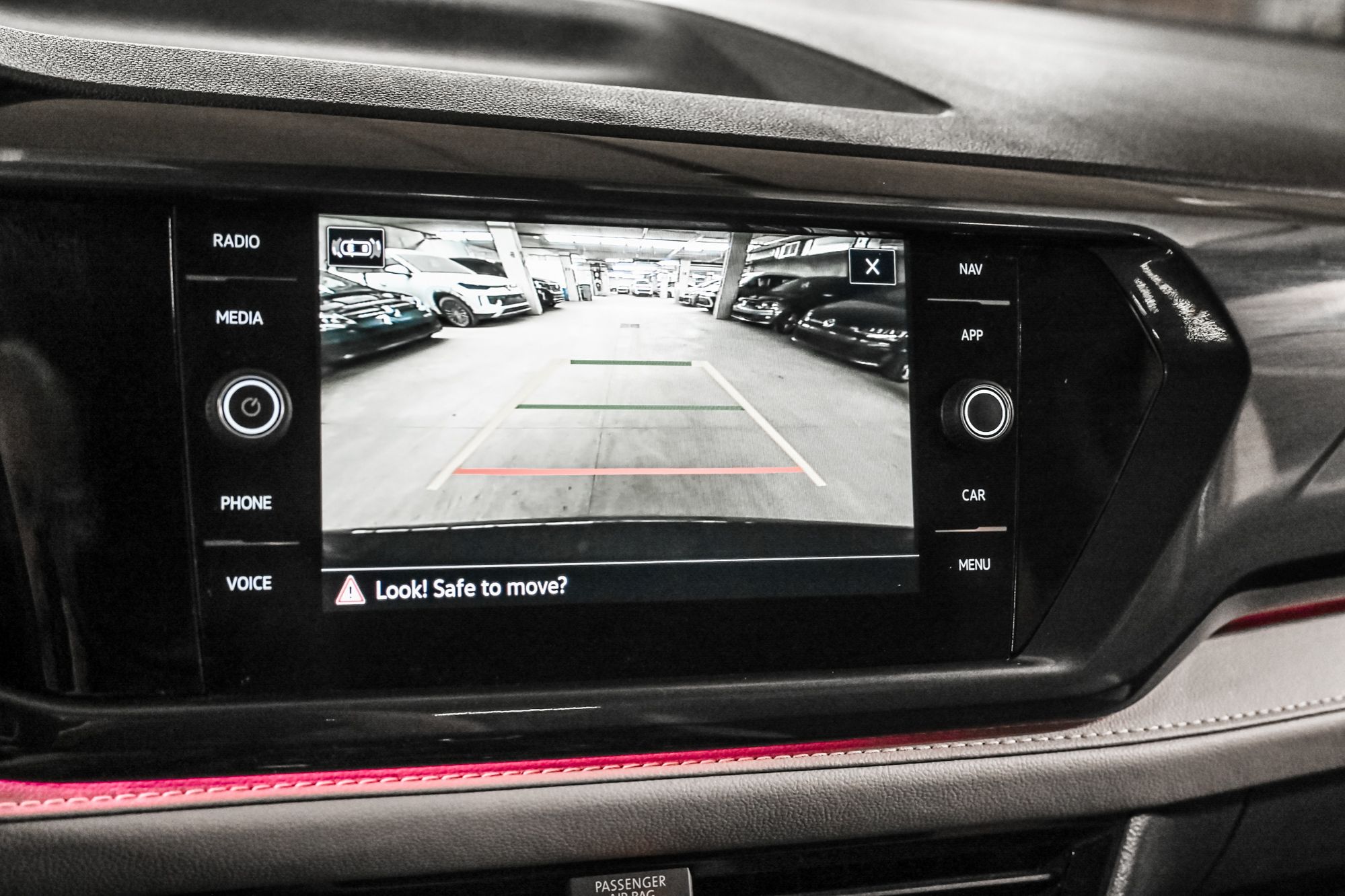 Volkswagen Taos  2023 à Dorval, Québec