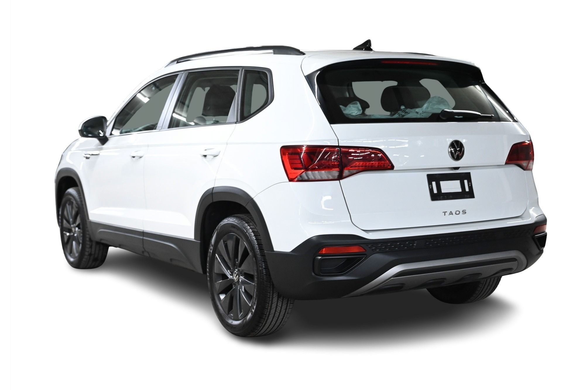Volkswagen Taos  2023 à Dorval, Québec