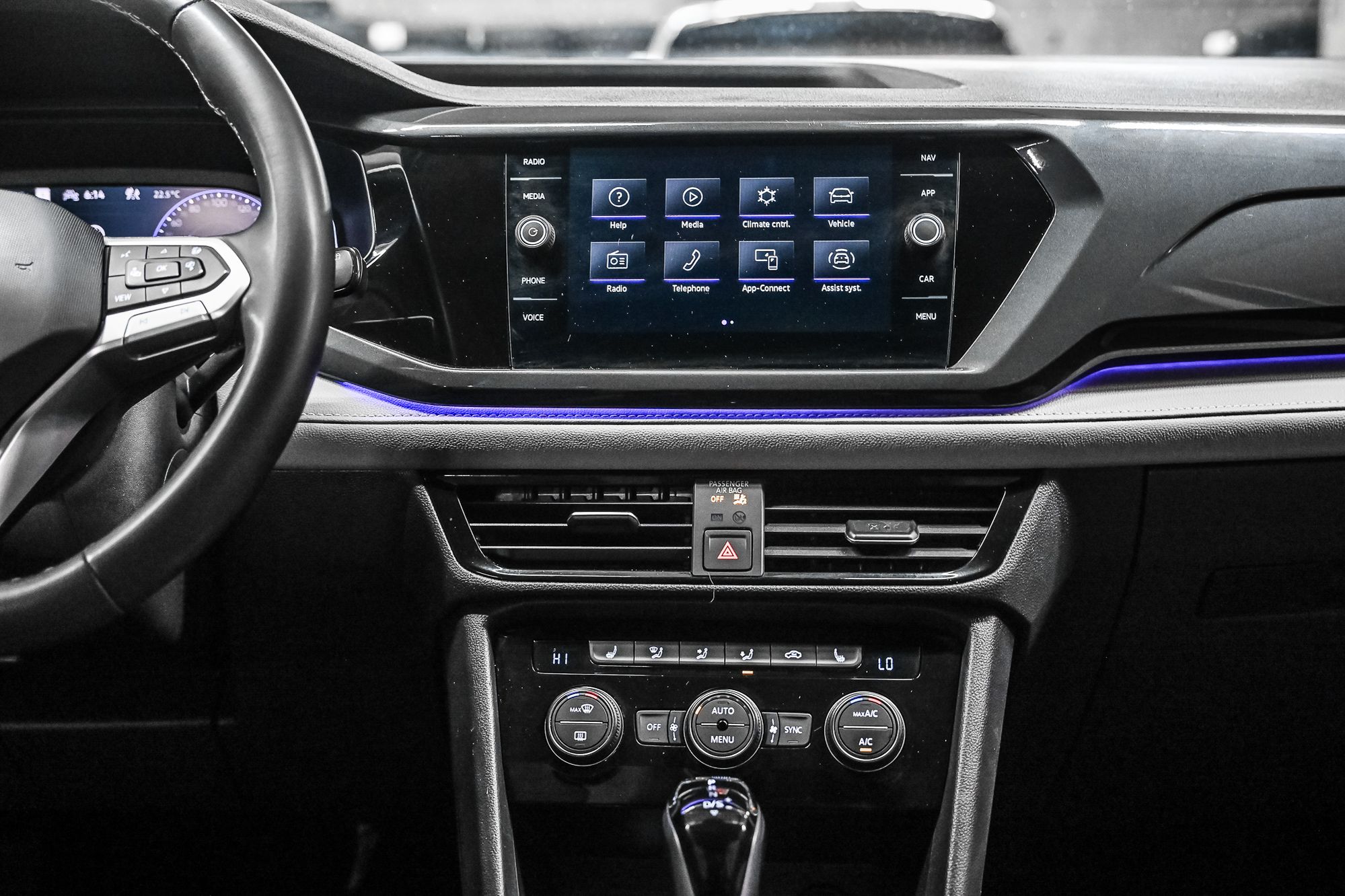 2023 Volkswagen Taos in Dorval, Quebec