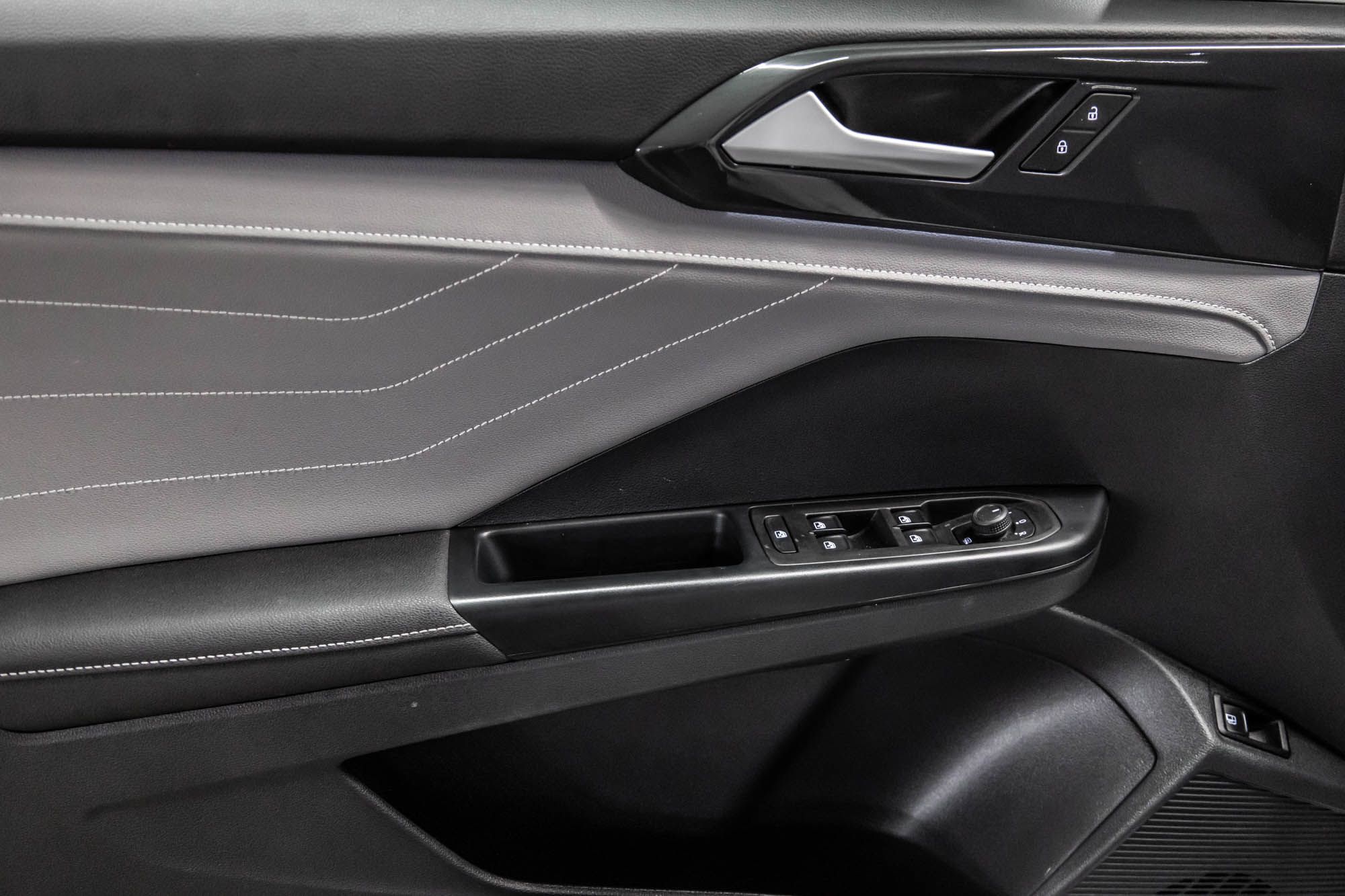 2024 Volkswagen Taos