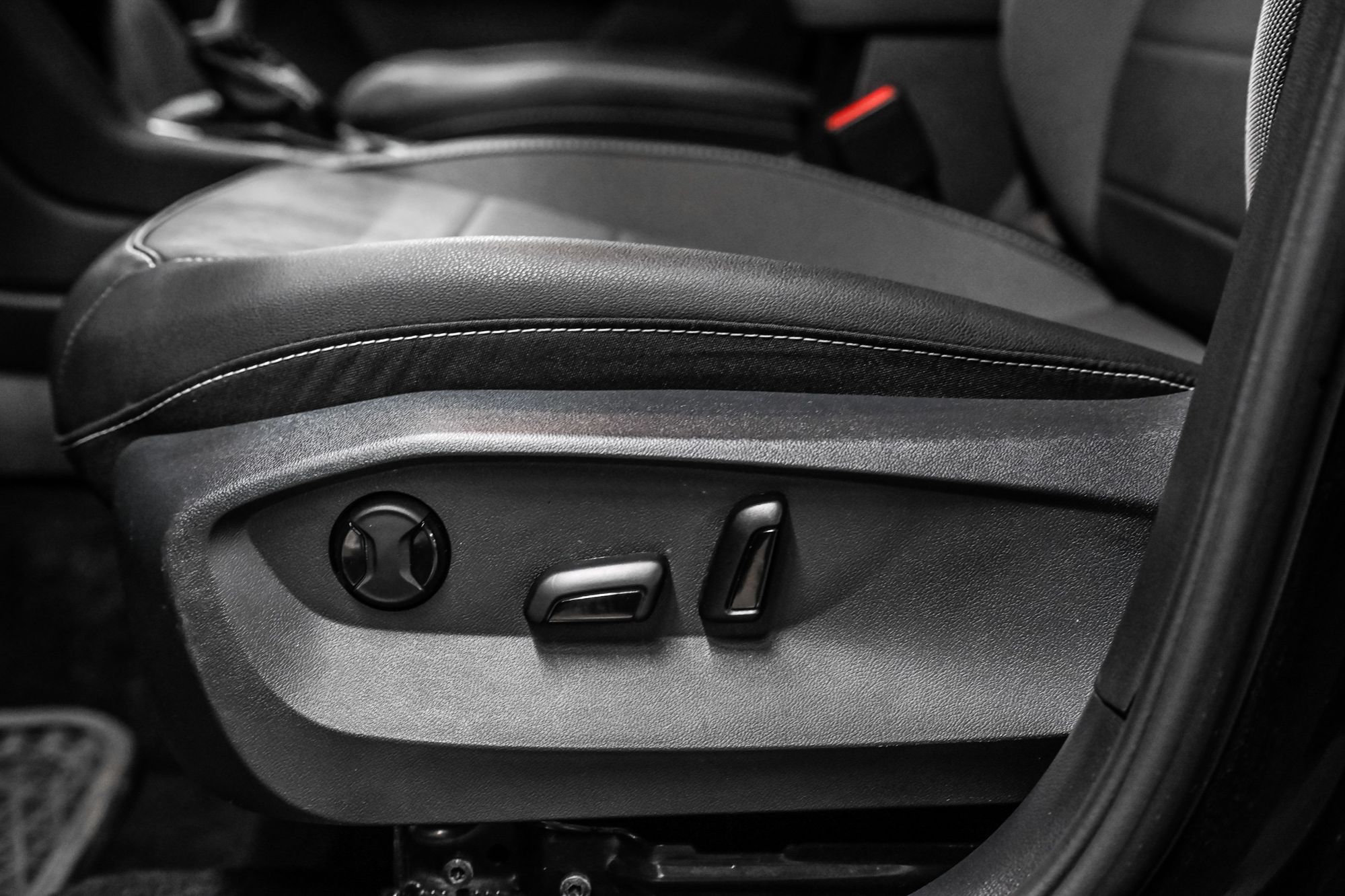 Volkswagen Taos  2024 à Dorval, Québec