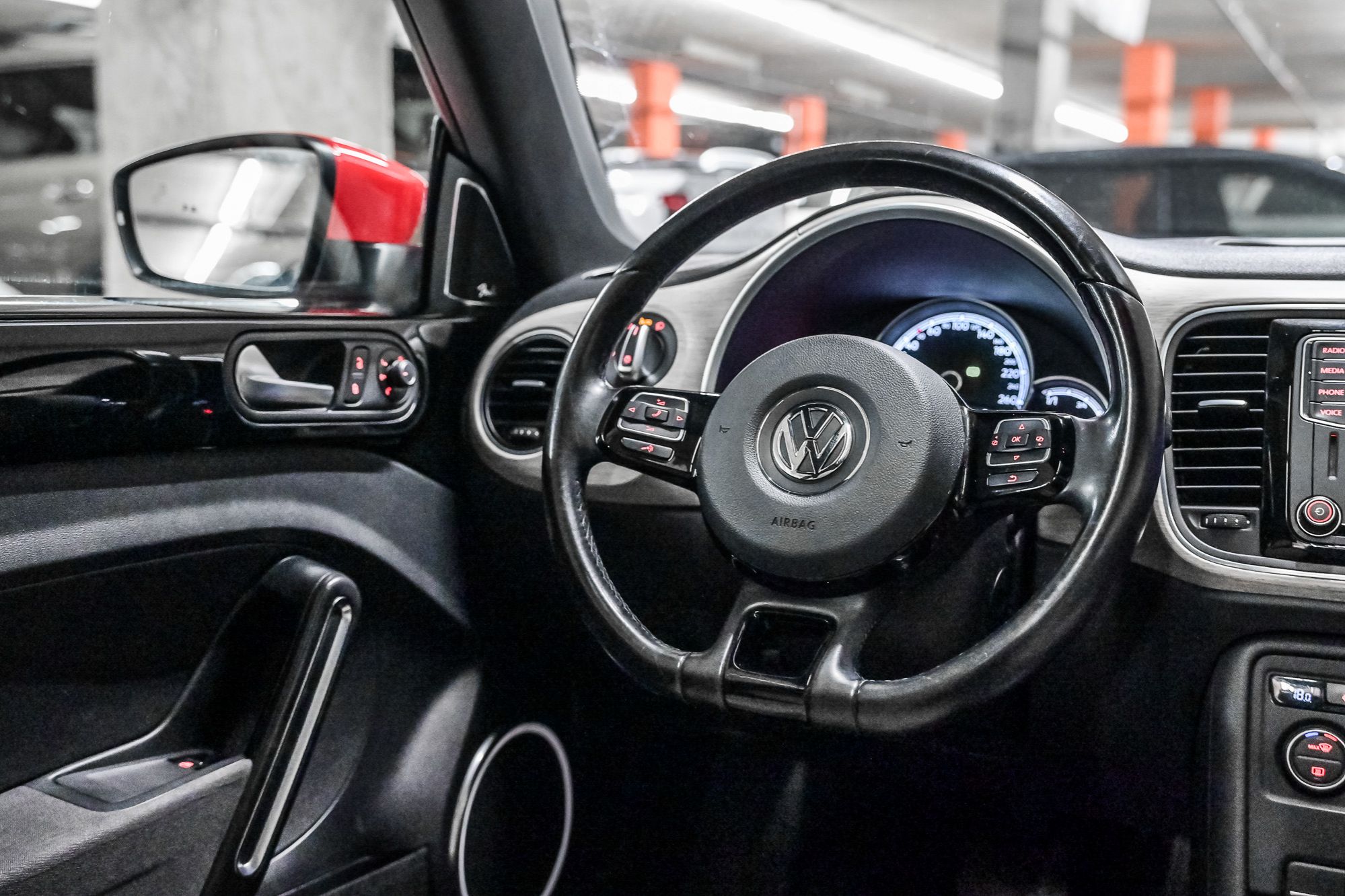 Volkswagen The Beetle  2018 à Dorval, Québec