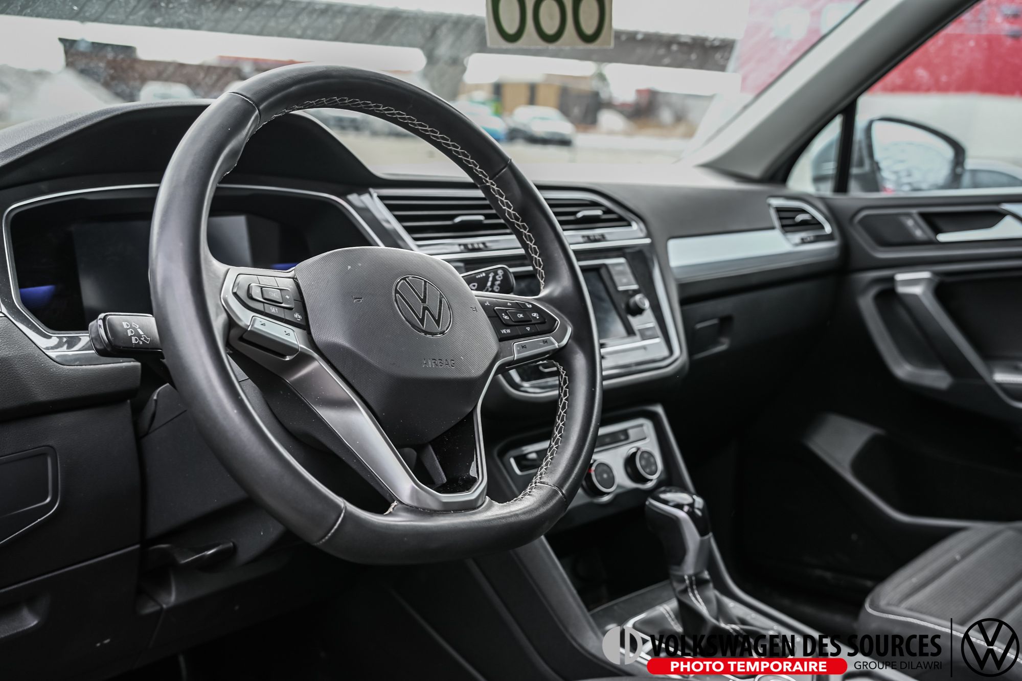 Volkswagen Tiguan  2022 à Dorval, Québec