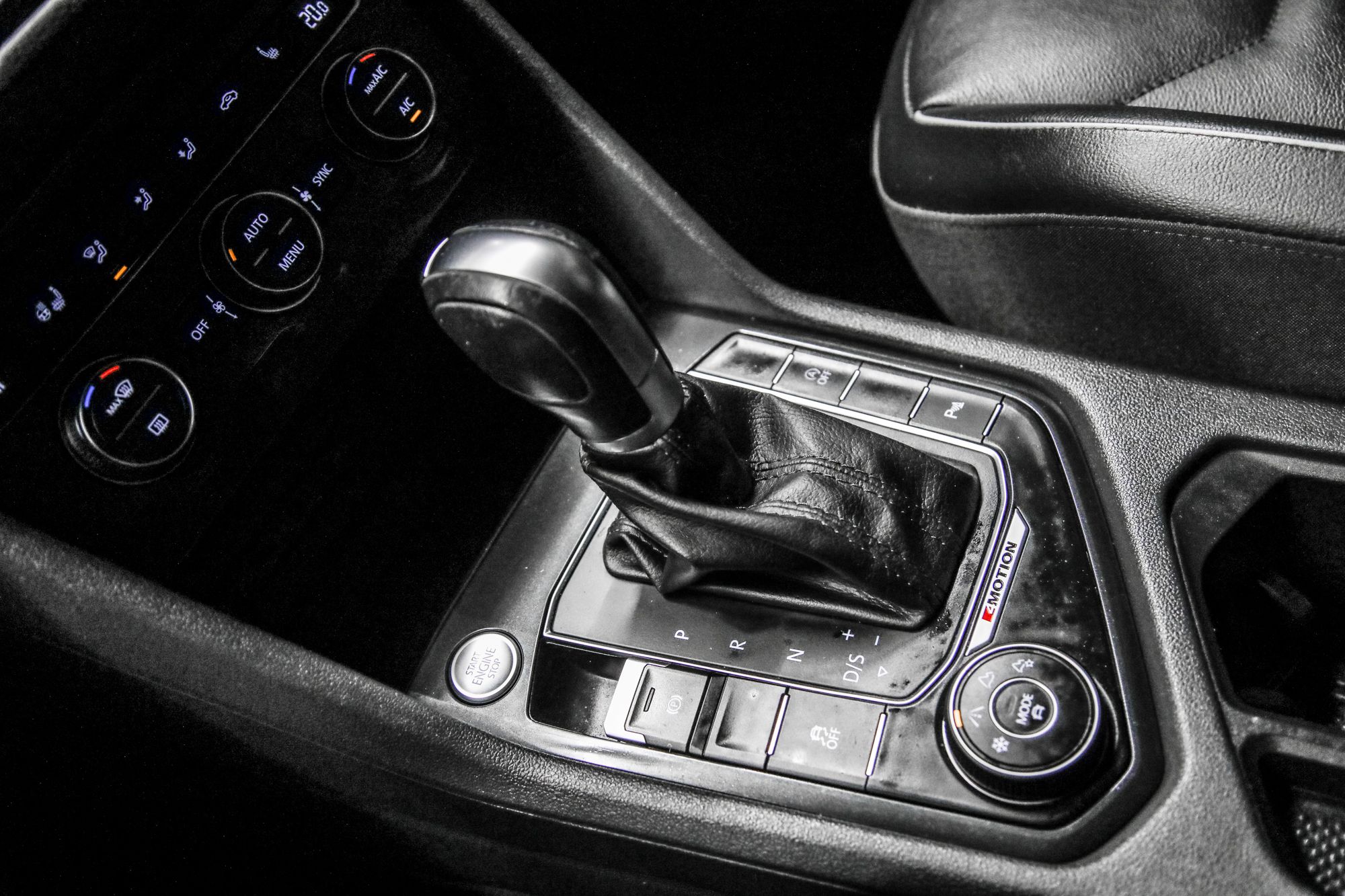 Volkswagen Tiguan  2018 à Dorval, Québec