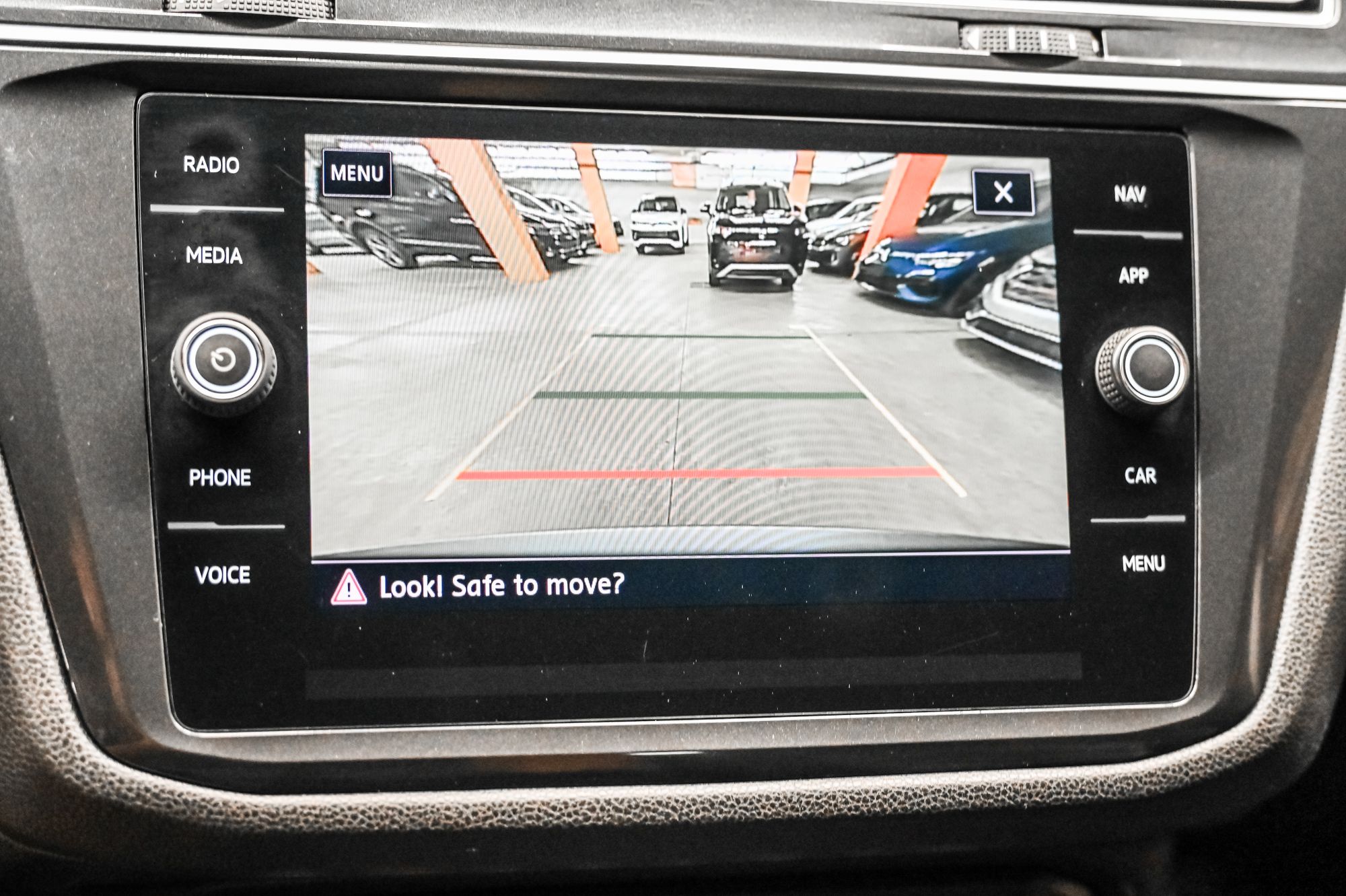 2018 Volkswagen Tiguan in Dorval, Quebec