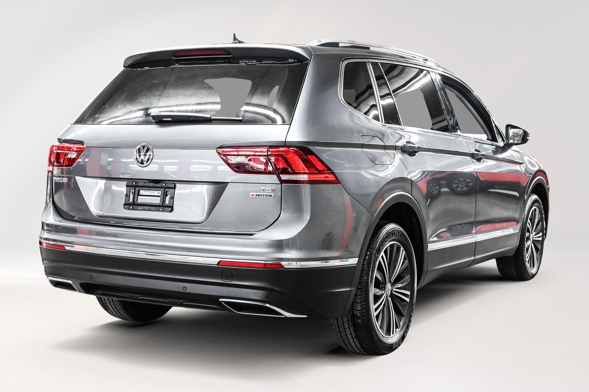 2018 Volkswagen Tiguan in Dorval, Quebec