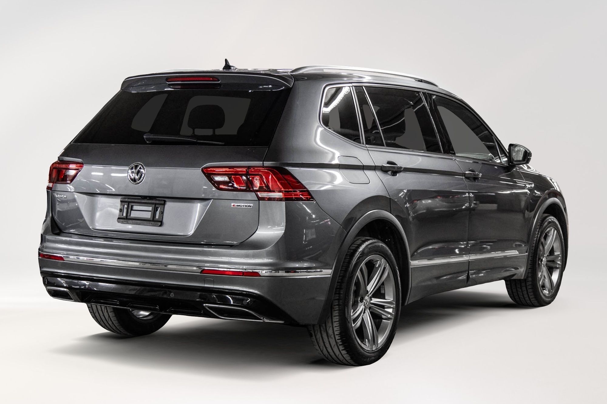 2021 Volkswagen Tiguan in Dorval, Quebec