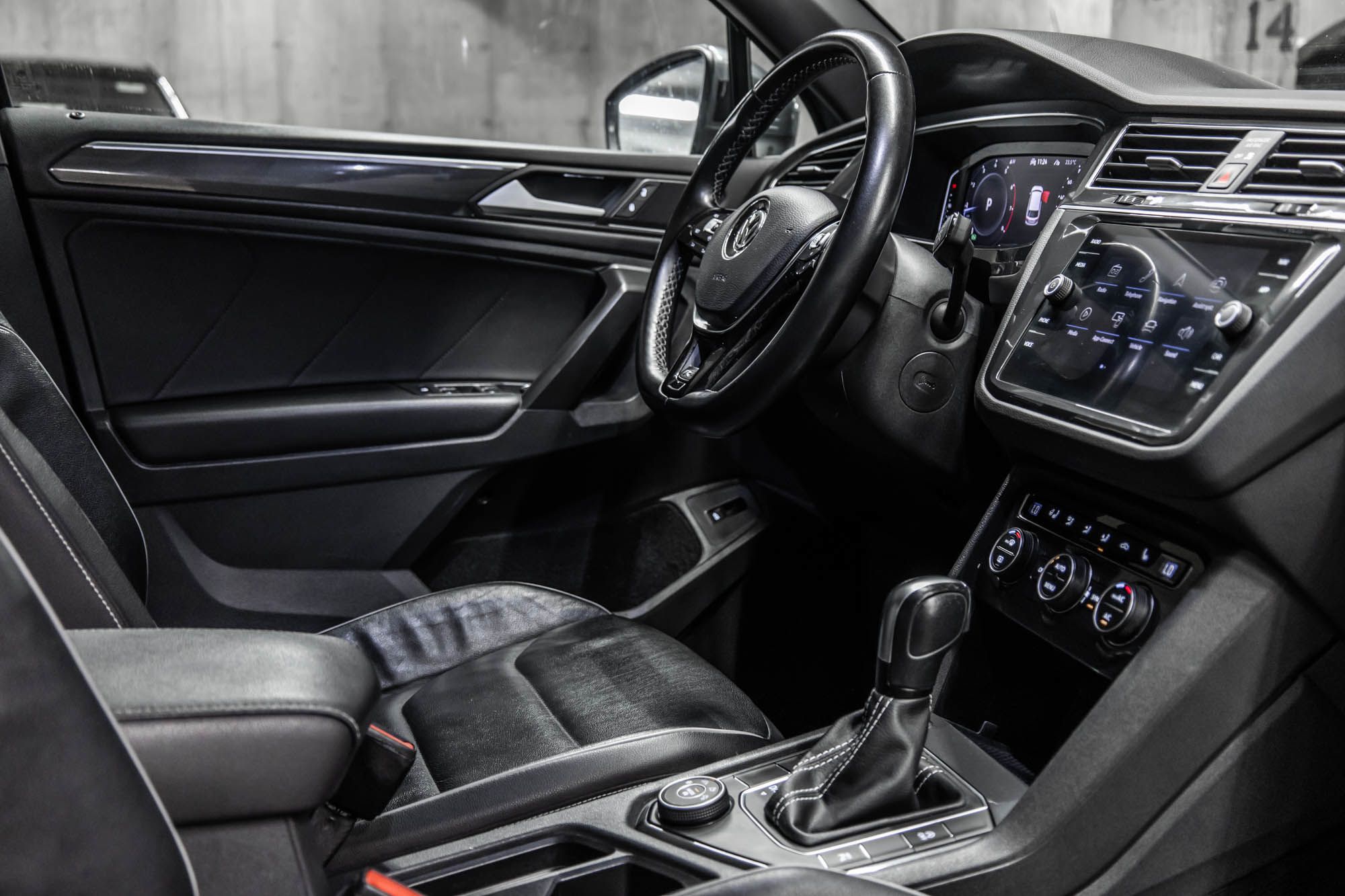2021 Volkswagen Tiguan in Dorval, Quebec