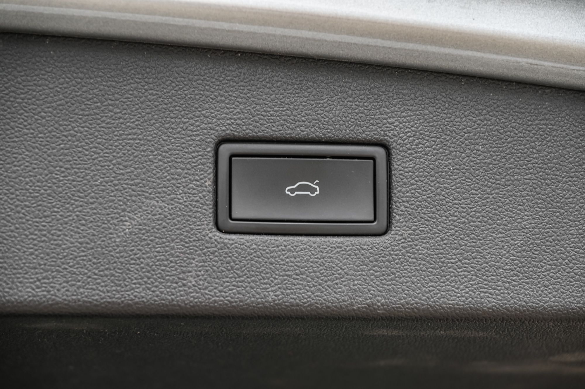 2021 Volkswagen Tiguan in Dorval, Quebec