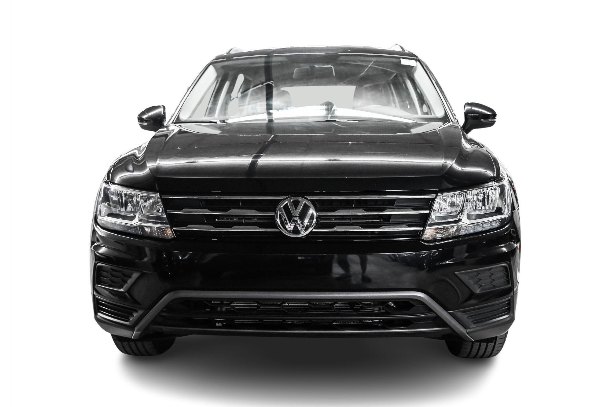 Photo 2021 Volkswagen Tiguan Trendline 2.0T 8sp at w/Tip 4M #2