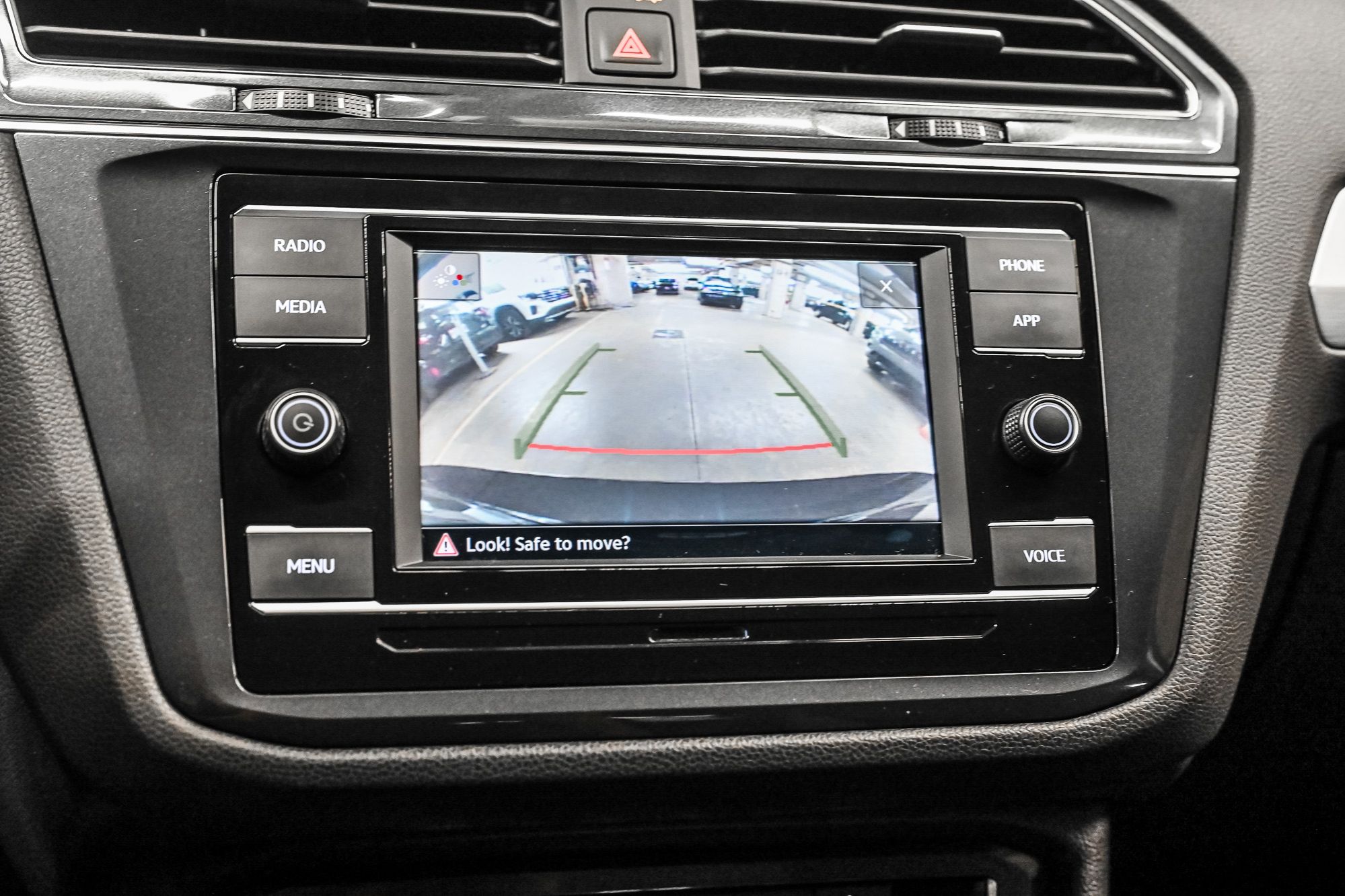 2021 Volkswagen Tiguan in Dorval, Quebec