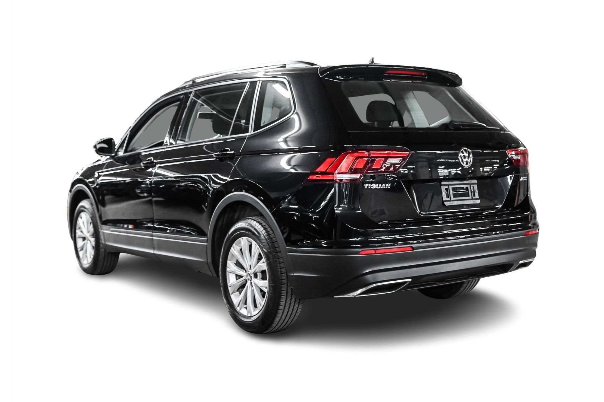 Photo 2021 Volkswagen Tiguan Trendline 2.0T 8sp at w/Tip 4M #6