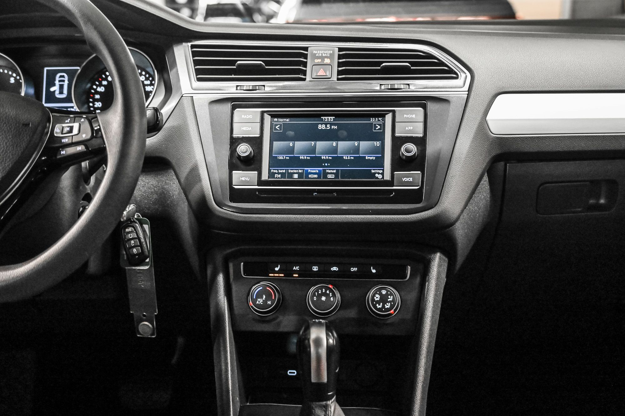 2021 Volkswagen Tiguan in Dorval, Quebec