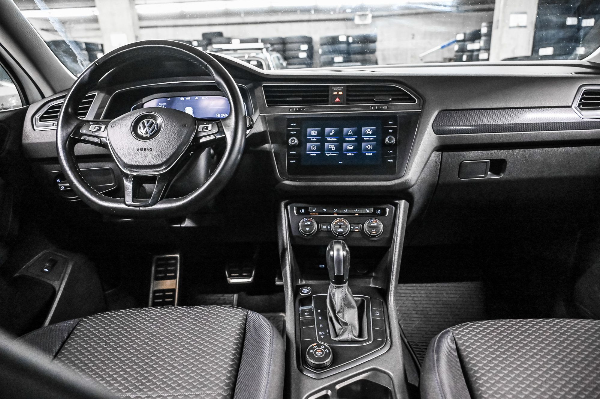 Volkswagen Tiguan  2021 à Dorval, Québec