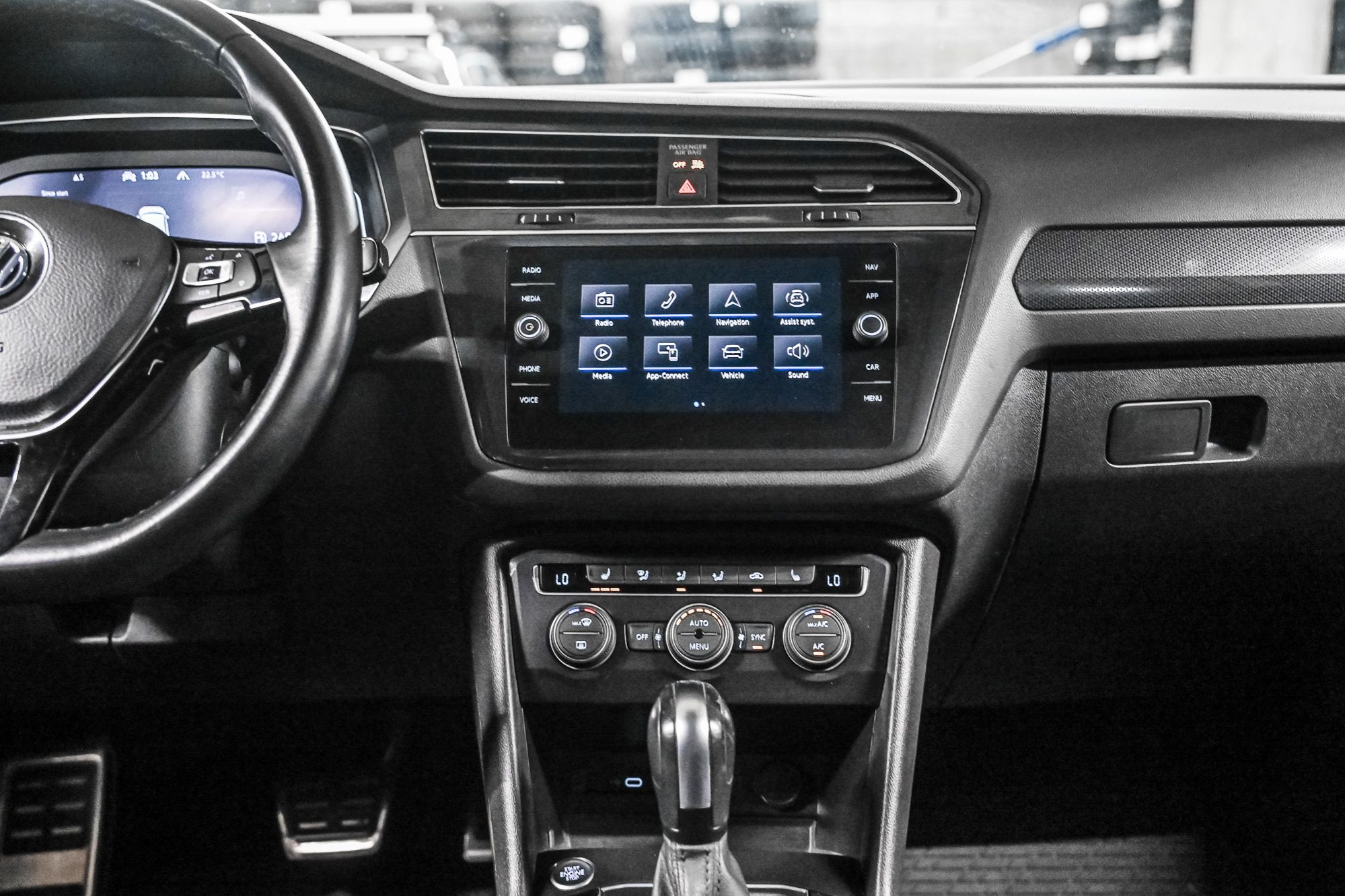 Volkswagen Tiguan  2021 à Dorval, Québec
