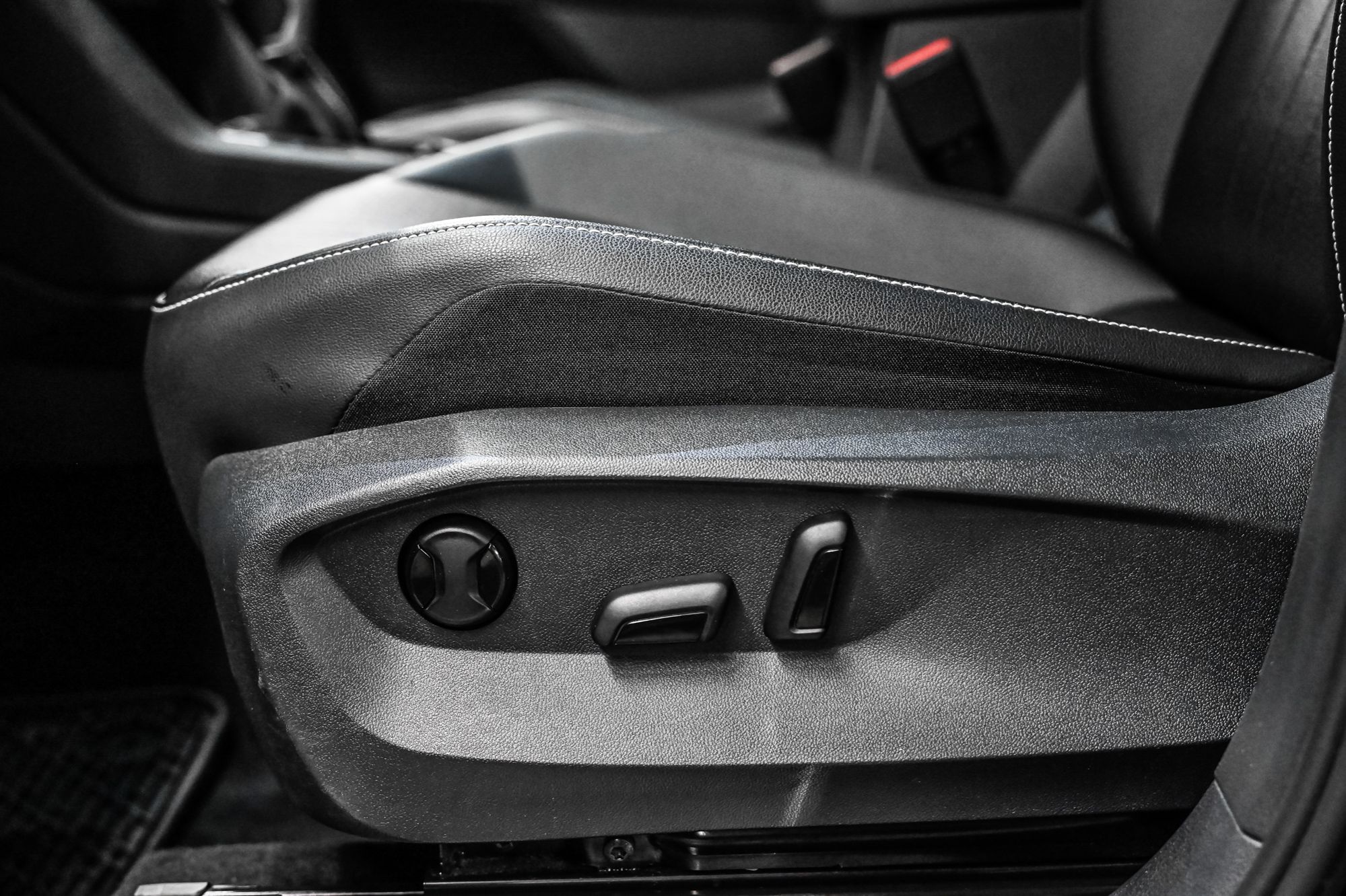 Volkswagen Tiguan  2022 à Dorval, Québec