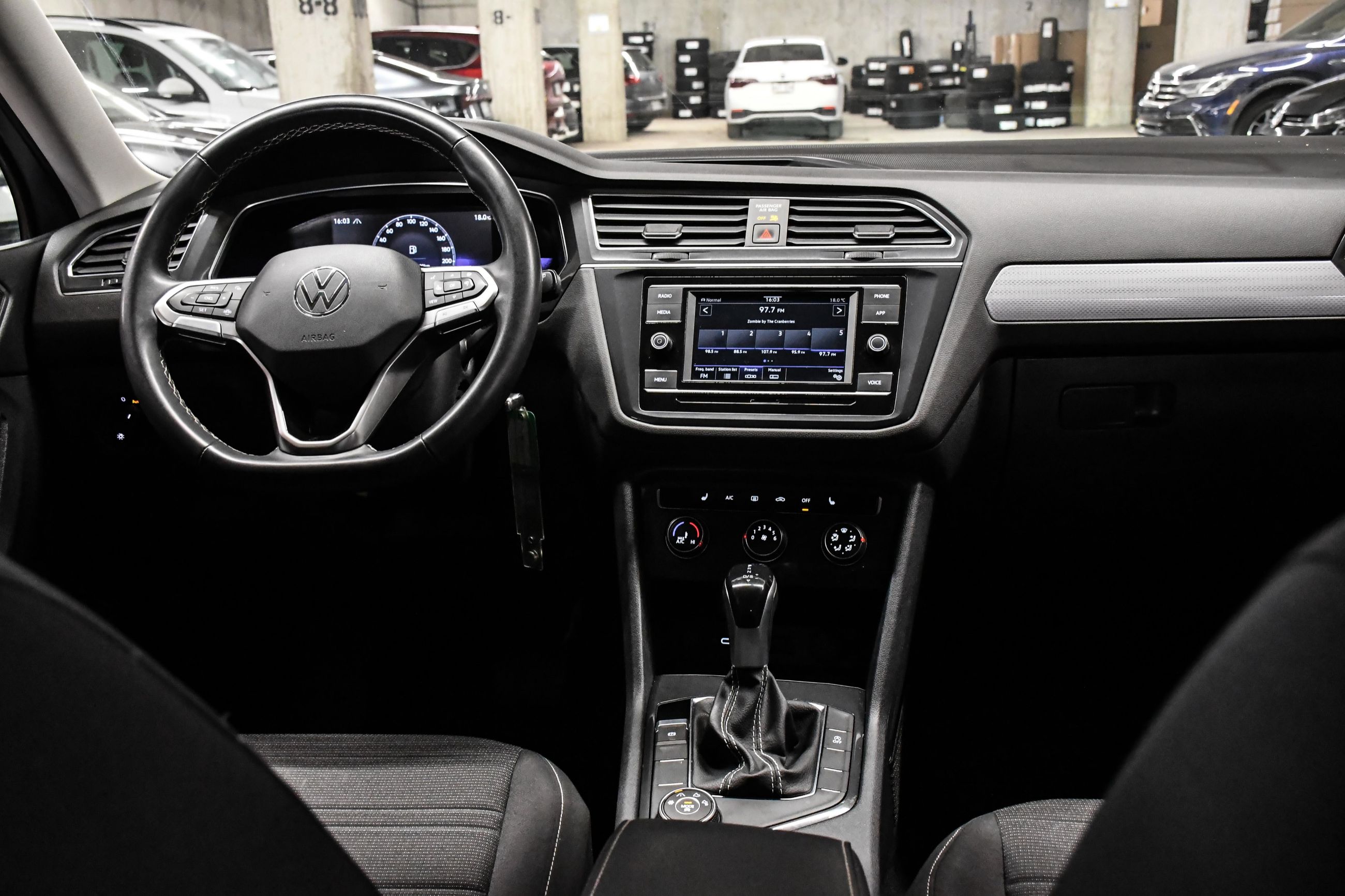 Volkswagen Tiguan  2022 à Dorval, Québec