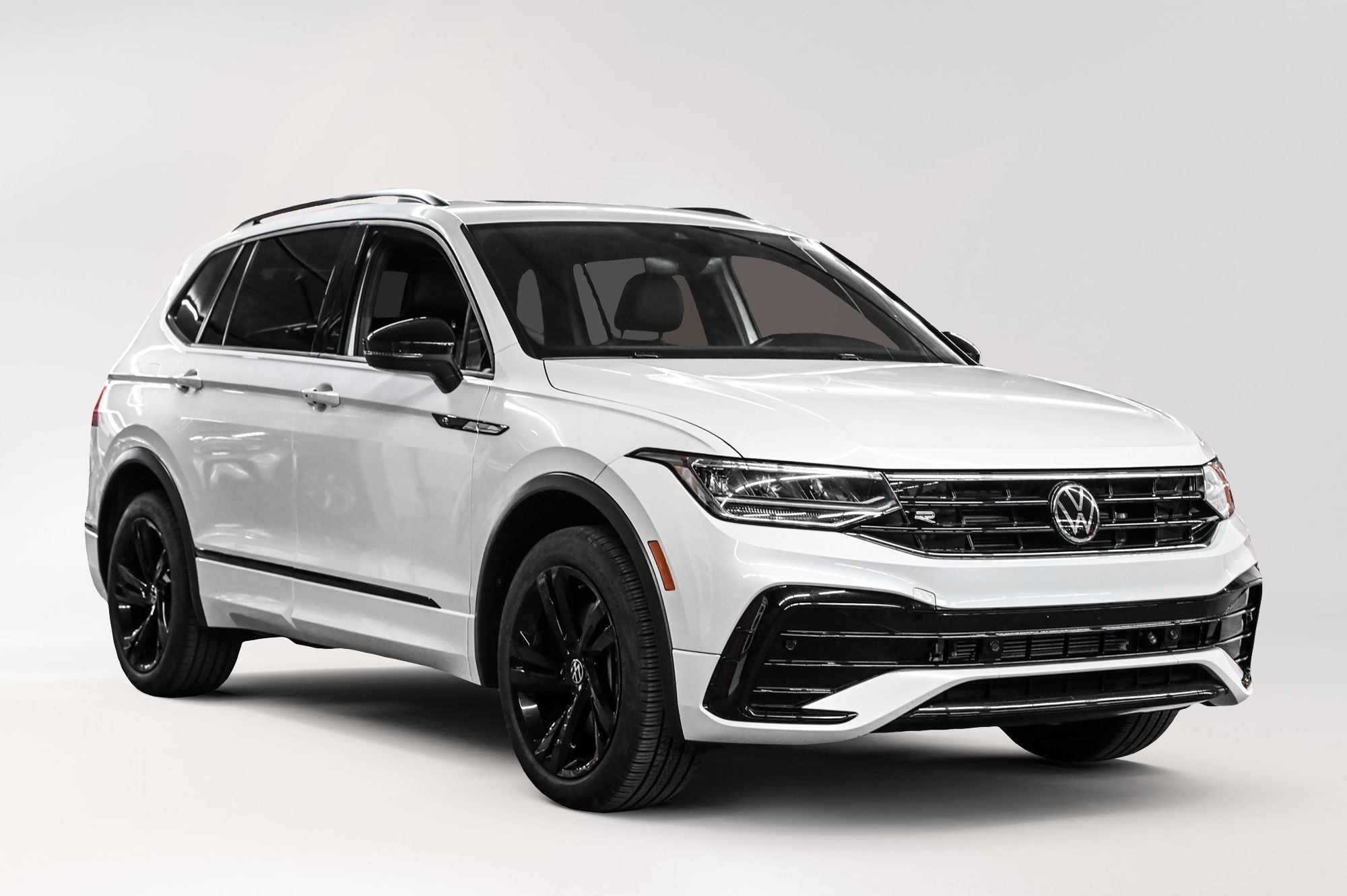 2023 Volkswagen Tiguan in Dorval, Quebec