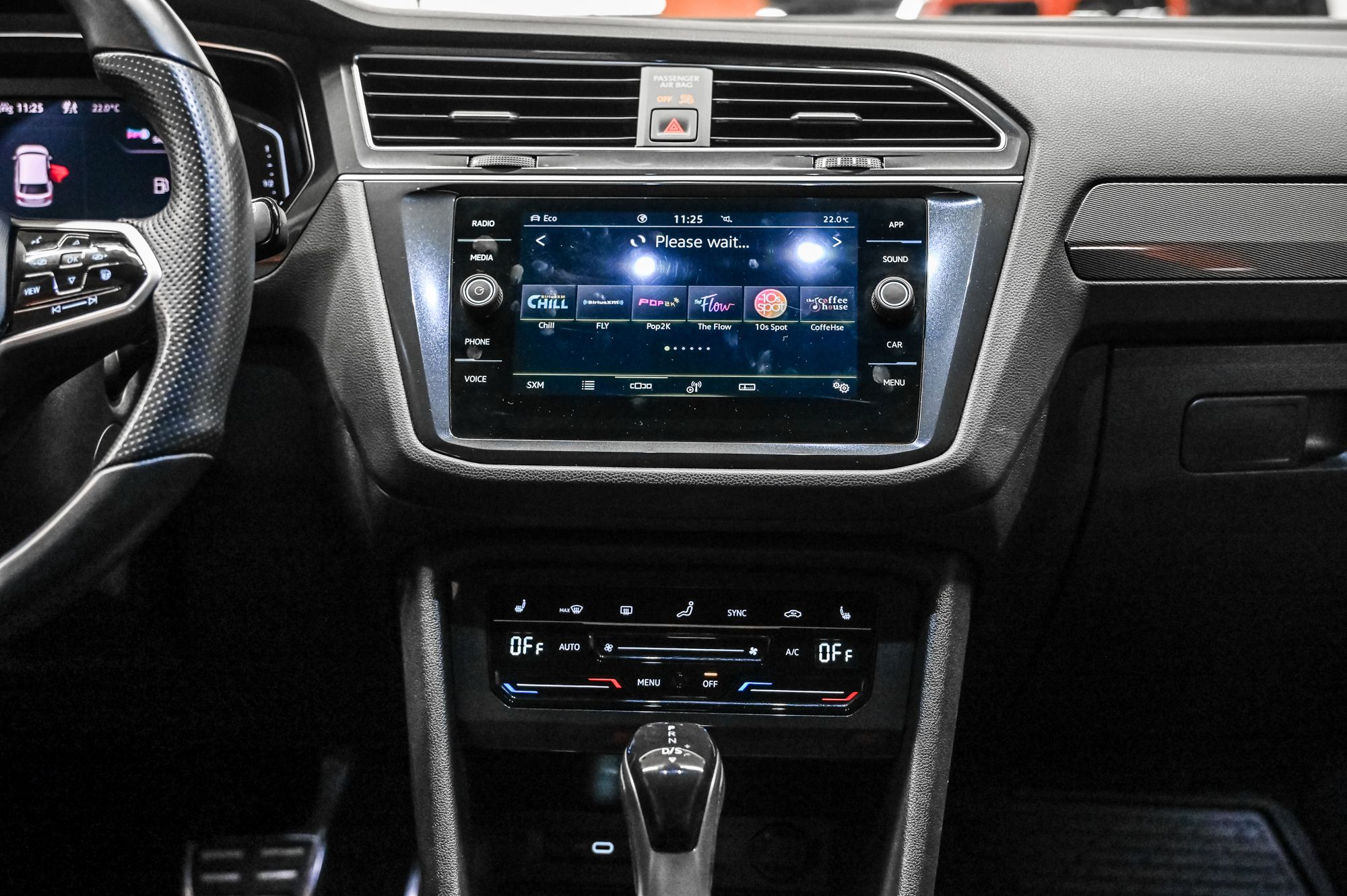 2023 Volkswagen Tiguan in Dorval, Quebec