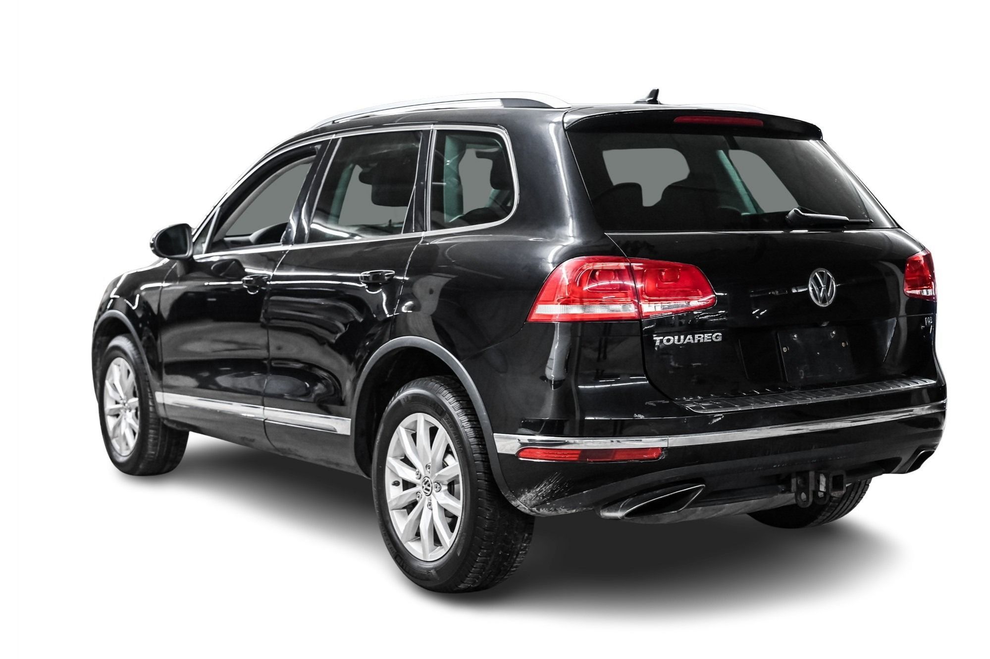 2017 Volkswagen Touareg in Dorval, Quebec