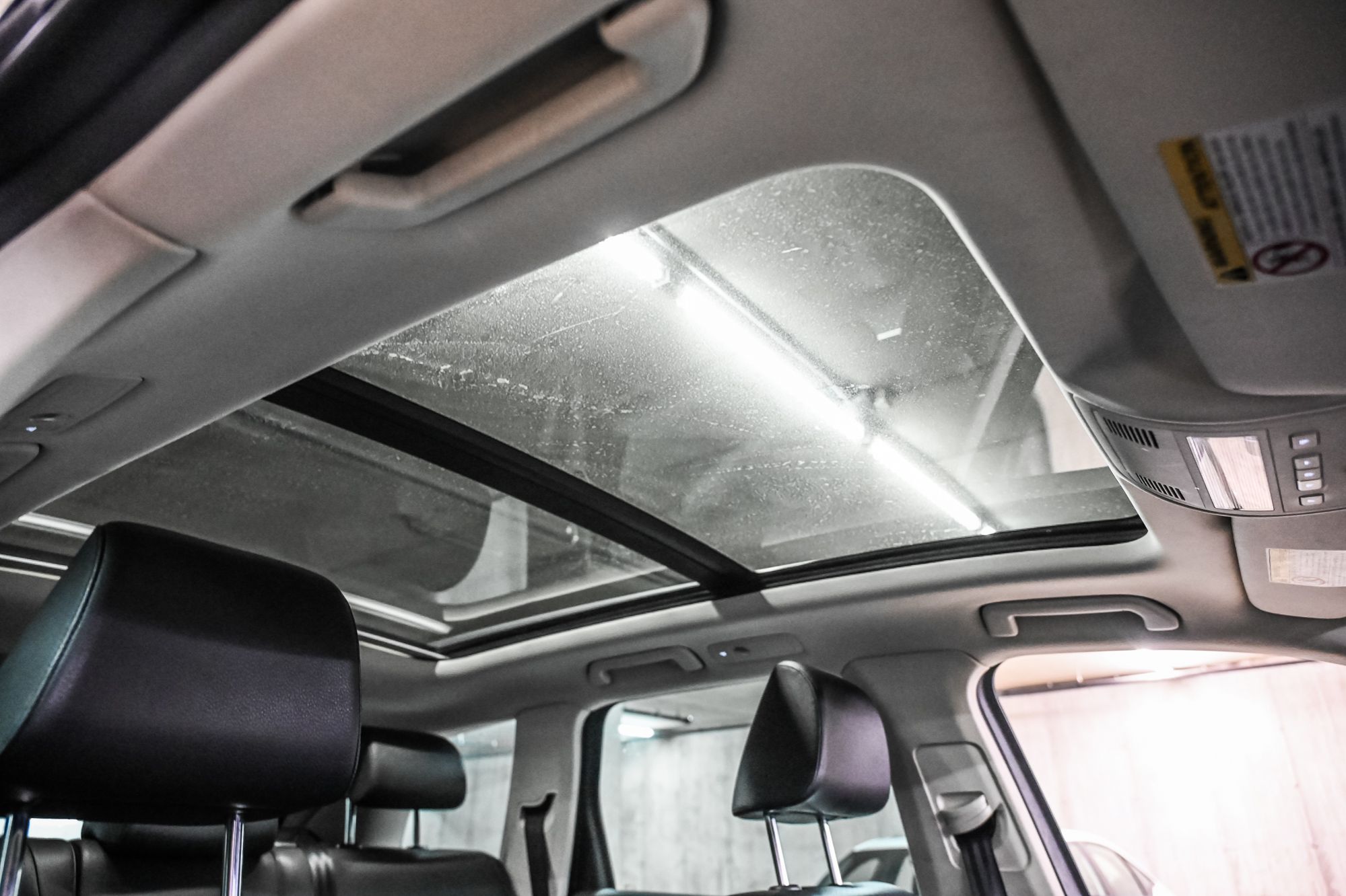 2017 Volkswagen Touareg in Dorval, Quebec