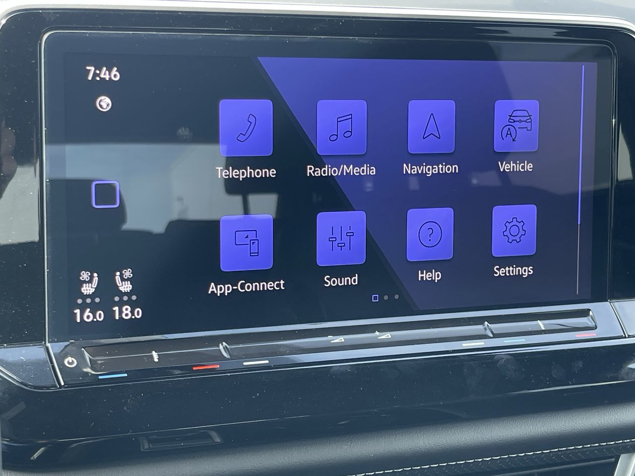 2024 Volkswagen Atlas Cross Sport in Dorval, Quebec