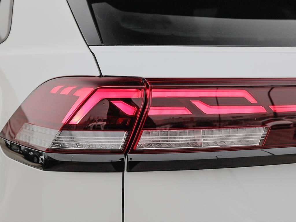 2025 Volkswagen Atlas Cross Sport in Dorval, Quebec
