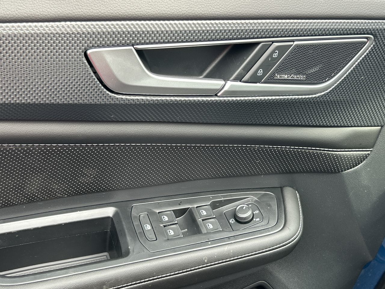 Volkswagen Atlas Cross Sport  2026 à Dorval, Québec