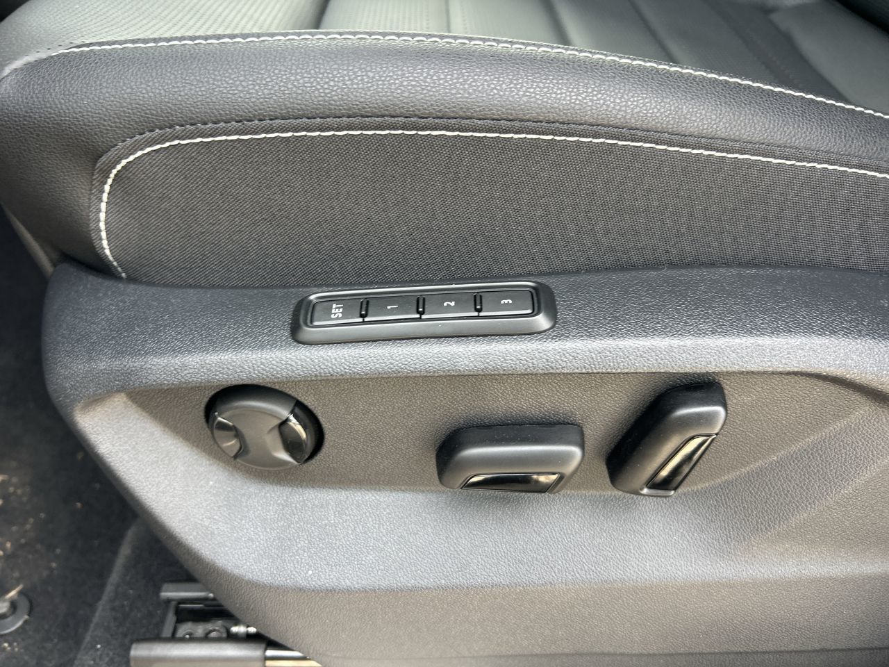 Volkswagen Atlas Cross Sport  2026 à Dorval, Québec