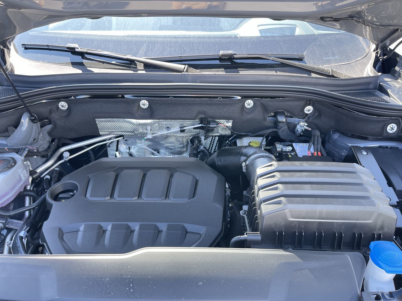 2026 Volkswagen Atlas Cross Sport in Dorval, Quebec