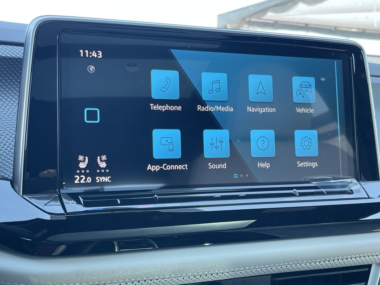 2026 Volkswagen Atlas Cross Sport in Dorval, Quebec
