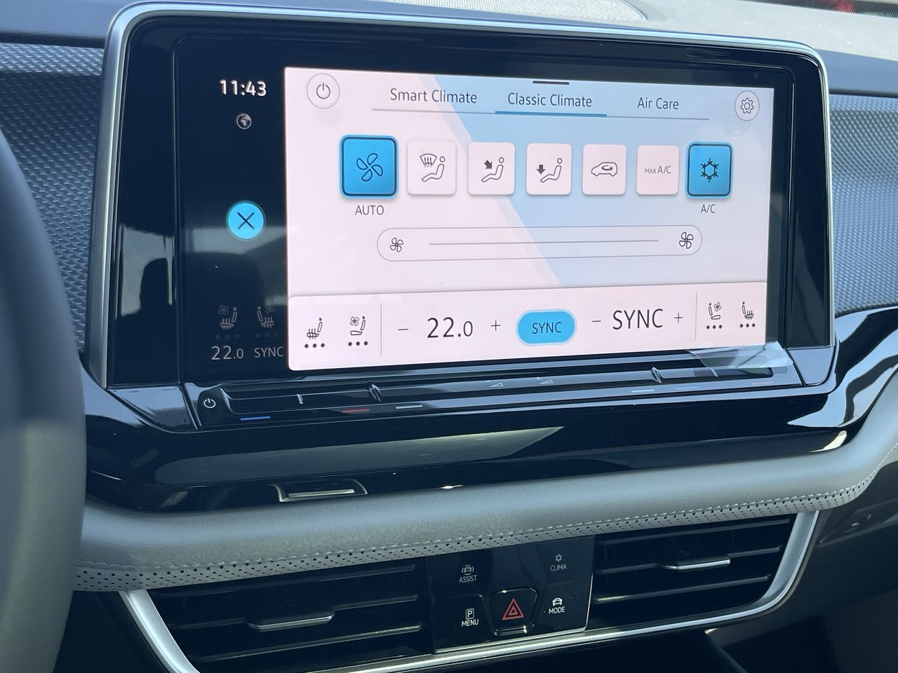 2026 Volkswagen Atlas Cross Sport in Dorval, Quebec