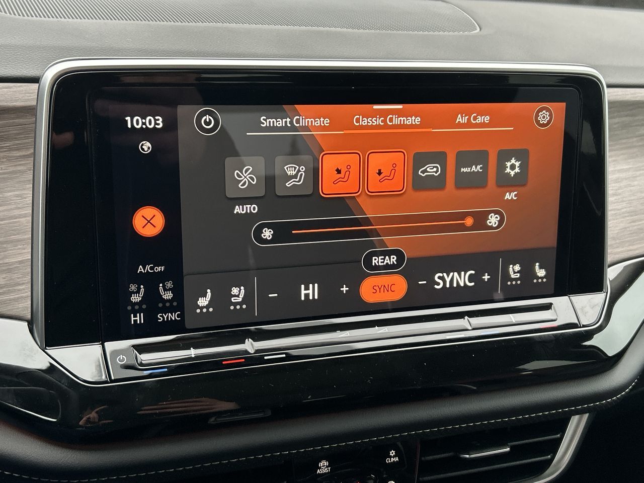 2025 Volkswagen Atlas in Dorval, Quebec